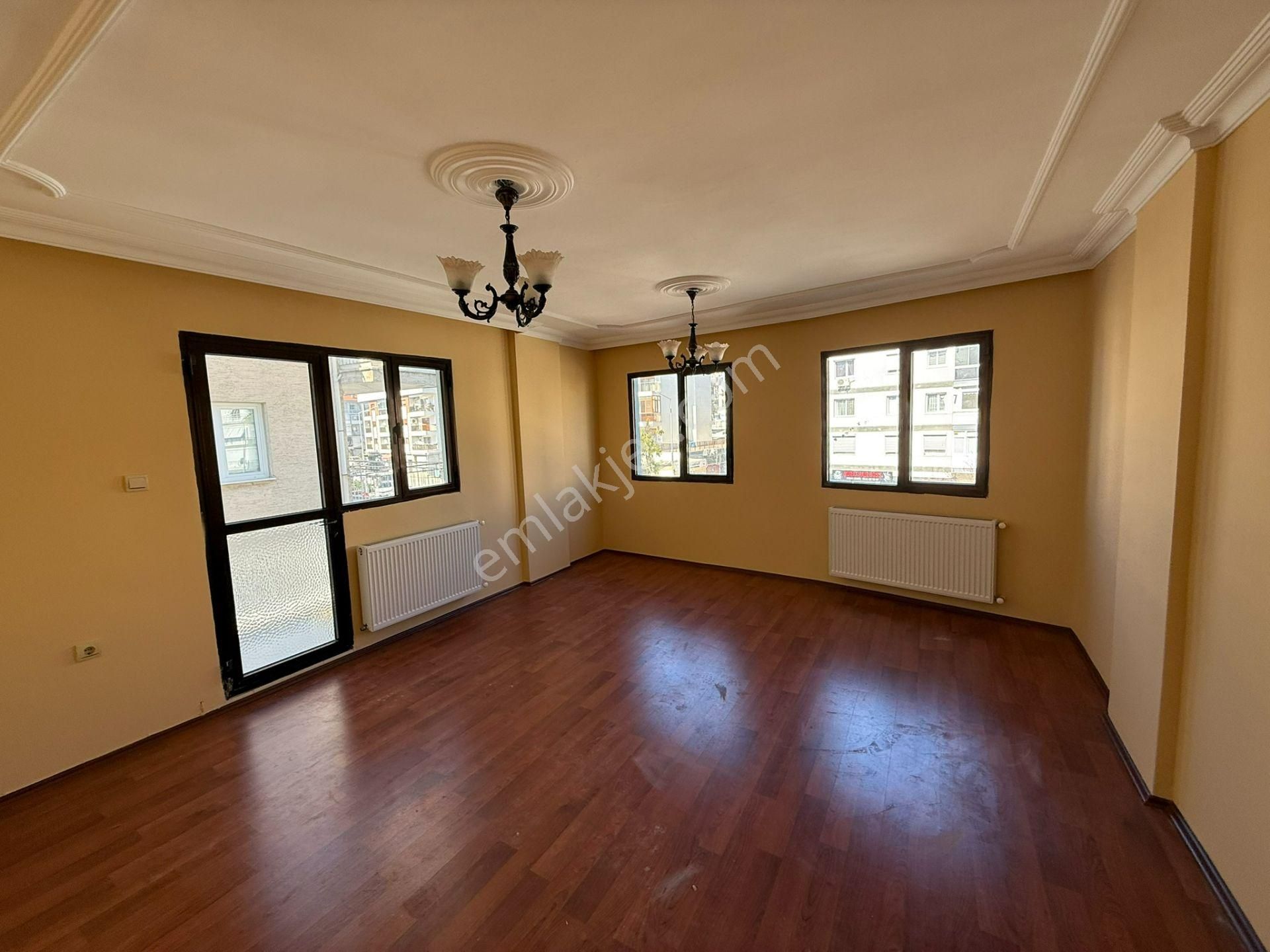 Ataşehir'de Kiralık 2+1 Daire