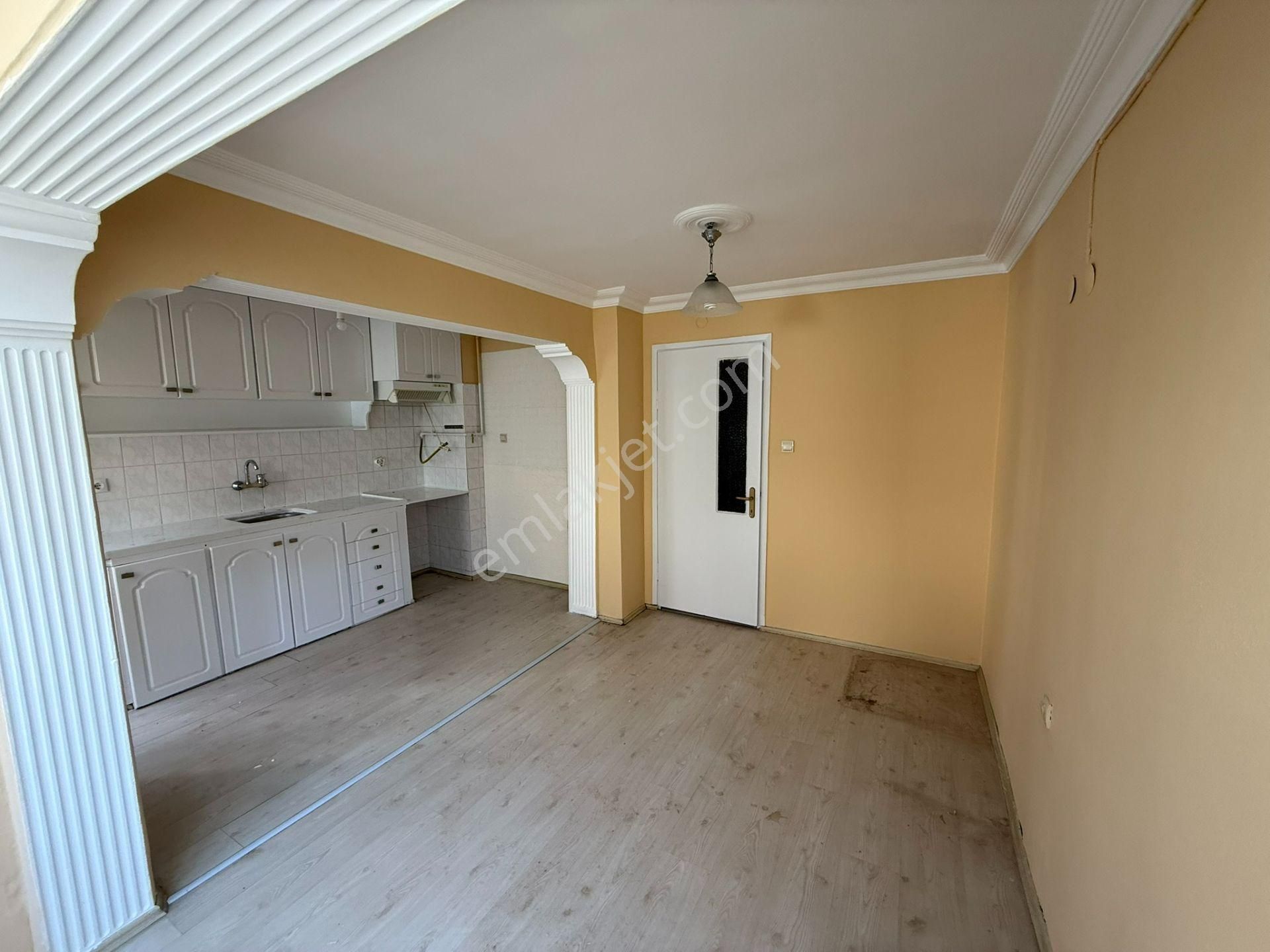 Ataşehir'de Kiralık 2+1 Daire - Görsel 11