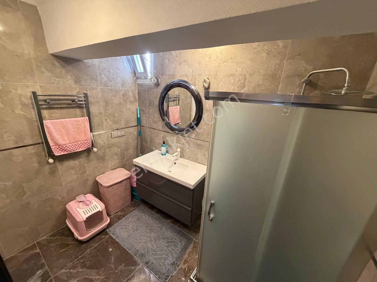 Güngören Akıncılar'da 3+1 Geniş Asansörlü Ön Cephe Daire - Görsel 18