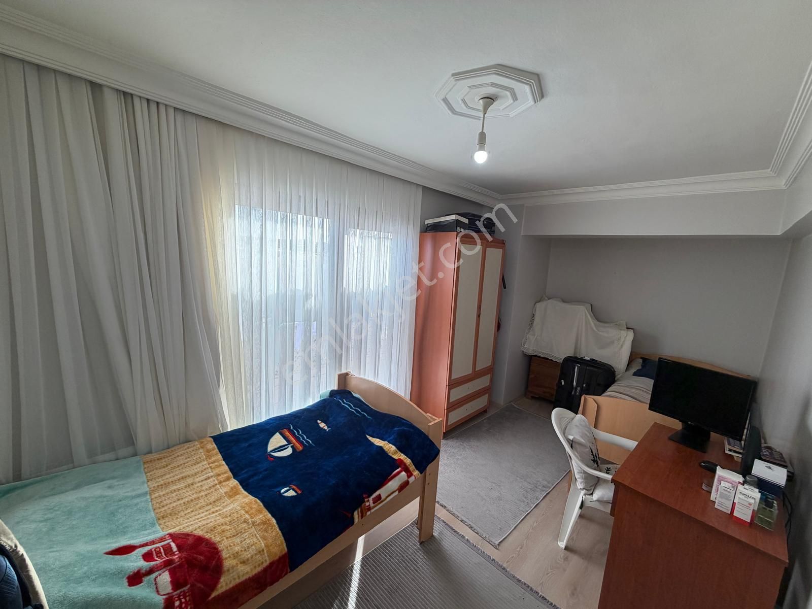 Güngören Akıncılar'da 3+1 Geniş Asansörlü Ön Cephe Daire - Görsel 15