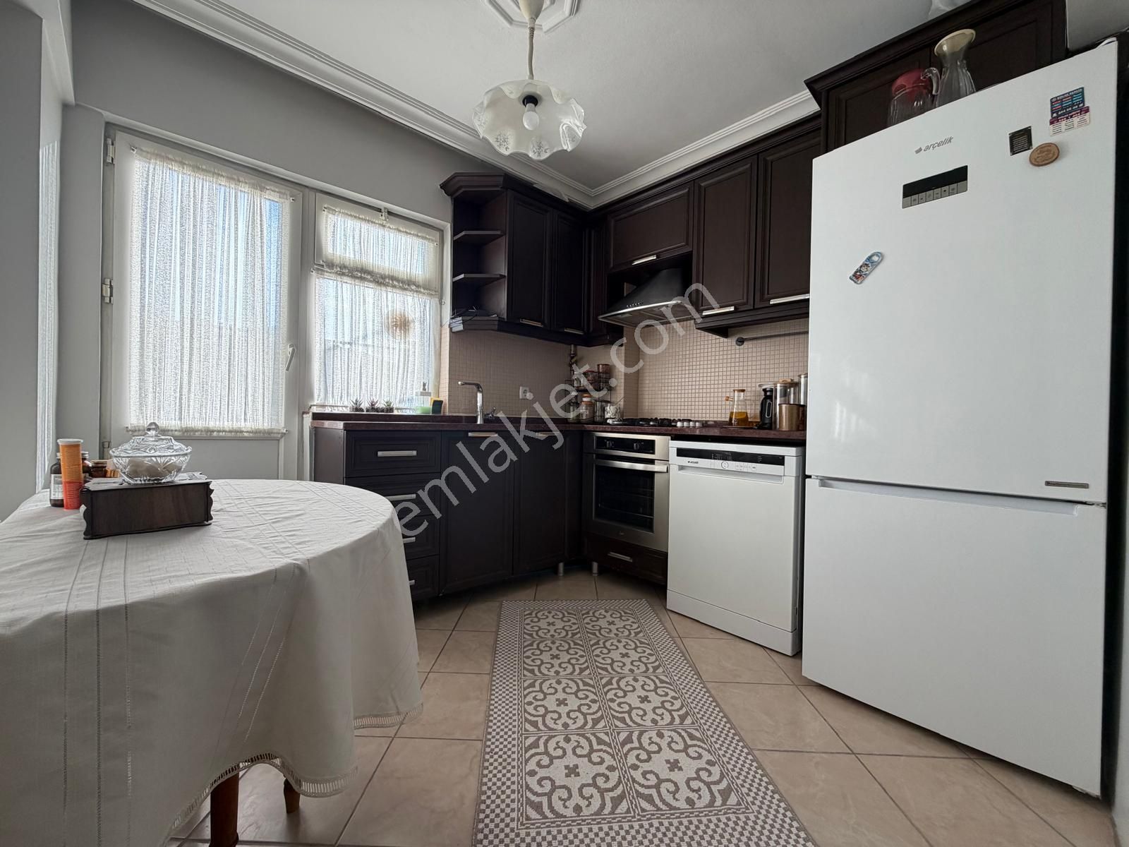 Güngören Akıncılar'da 3+1 Geniş Asansörlü Ön Cephe Daire - Görsel 6