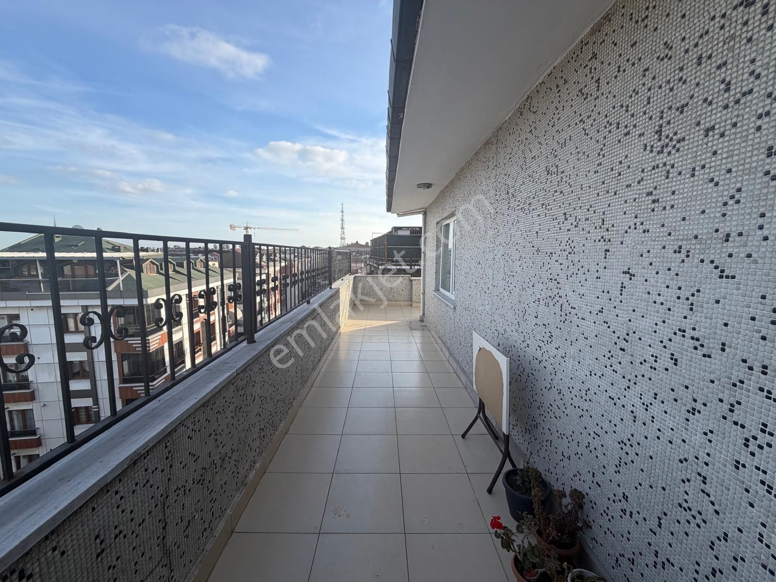 Güngören Akıncılar'da 3+1 Geniş Asansörlü Ön Cephe Daire - Görsel 29