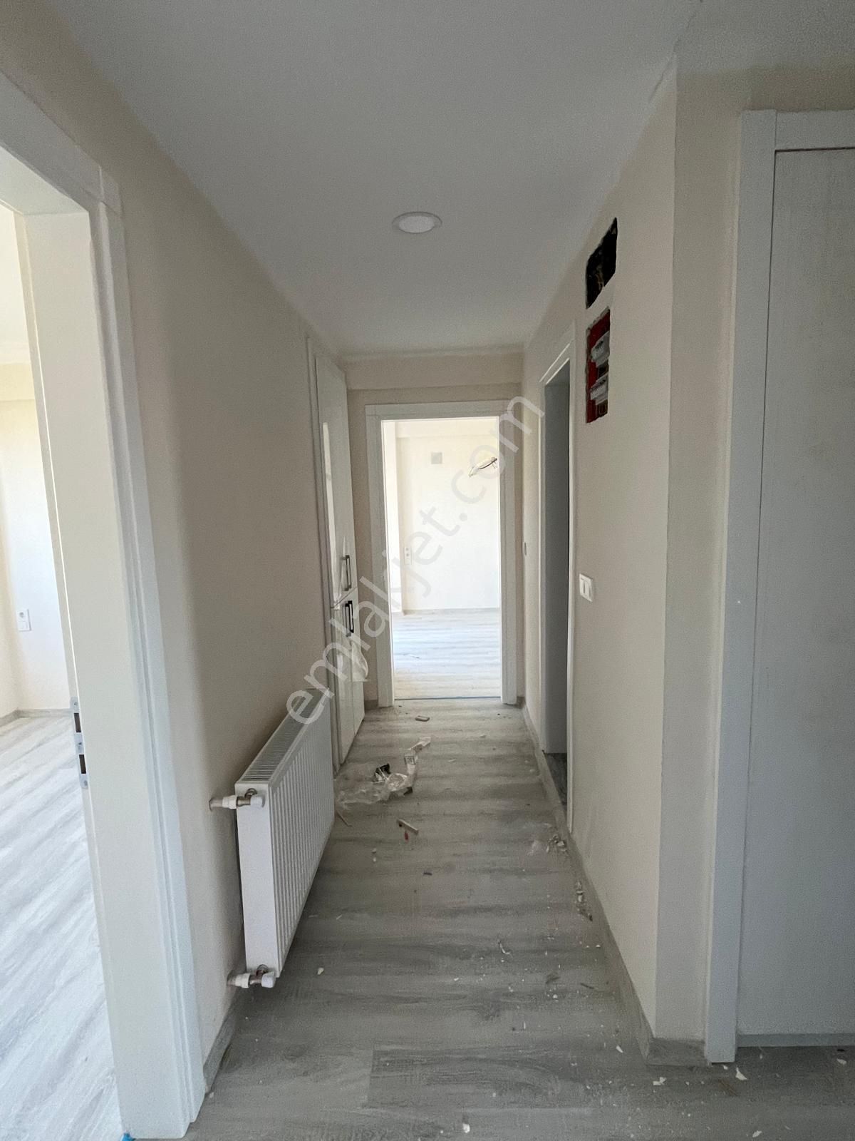 Ortaca Cumhuriyet Mahallesinde 2+1 Daire Satılık - Görsel 8