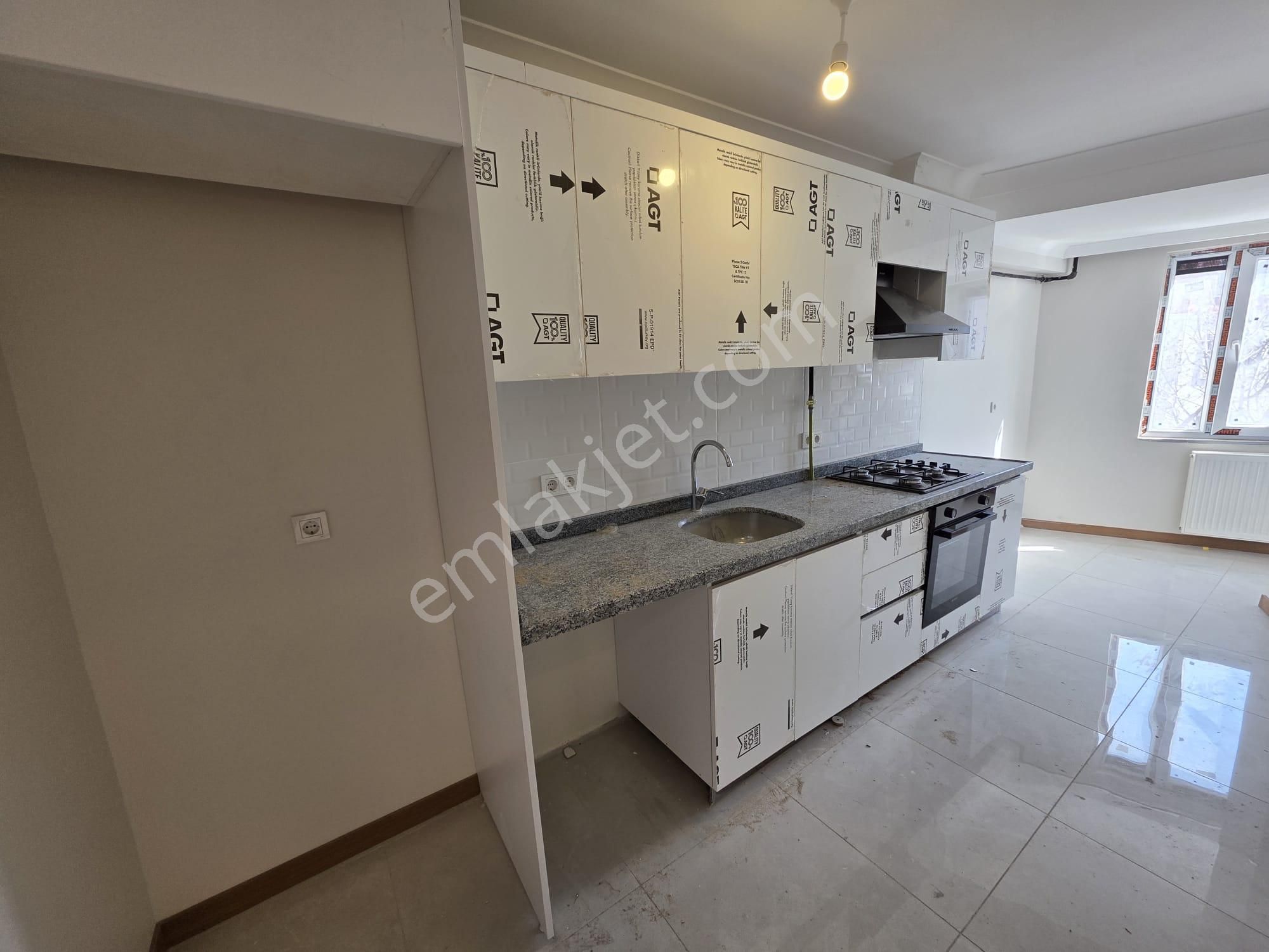 Bahçelievler Yayla Caddesi Üzerinde 2+1 Sıfır Binada Kiralık - Görsel 7