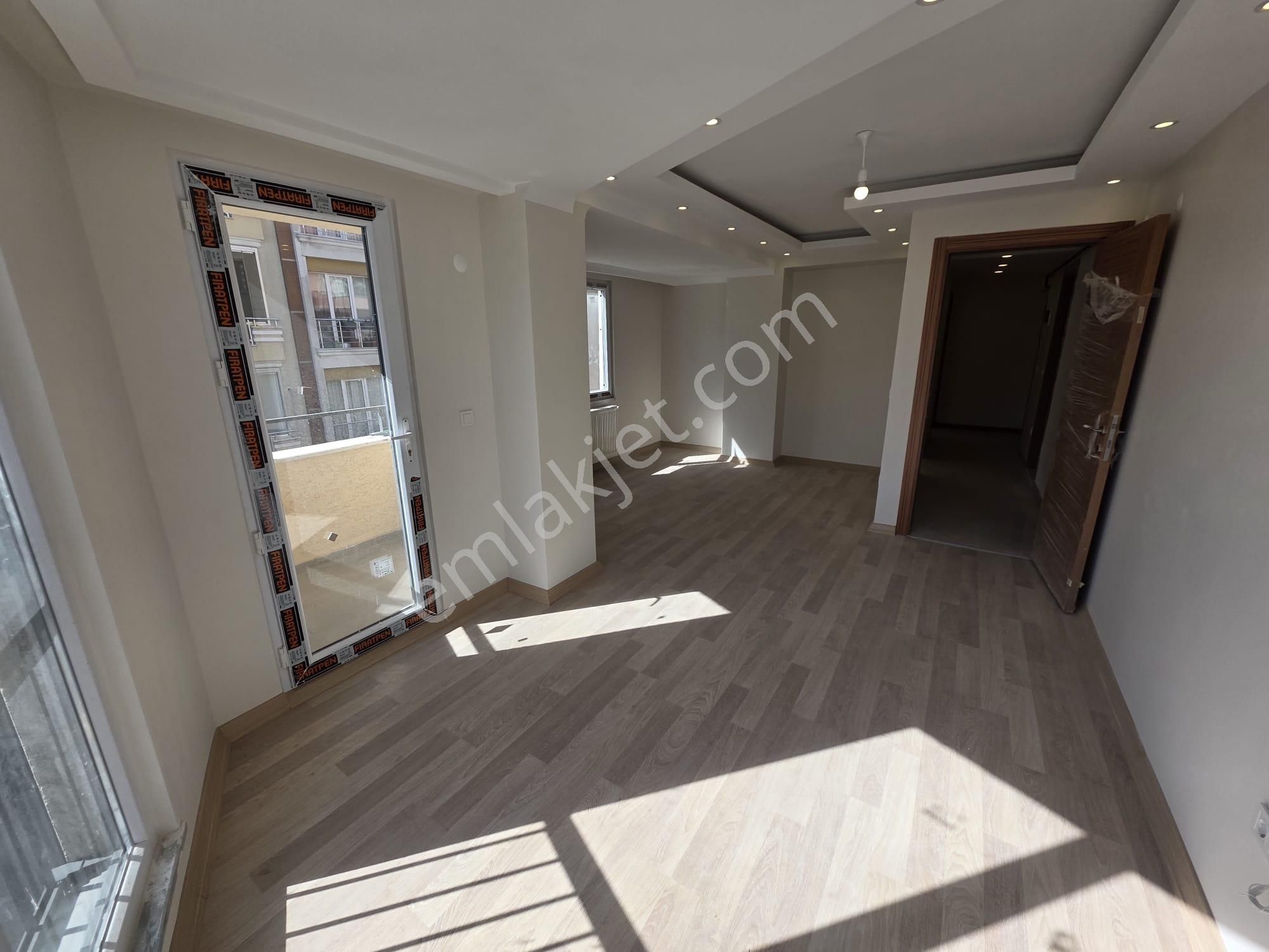 Bahçelievler Yayla Caddesi Üzerinde 2+1 Sıfır Binada Kiralık - Görsel 25