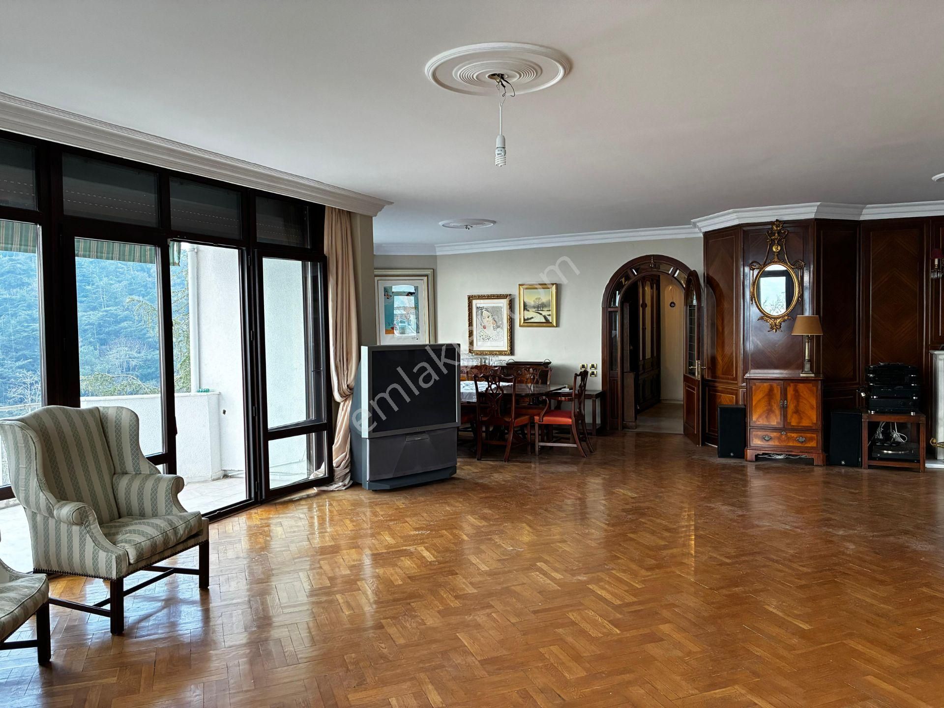Yeniköy’de Mavi Ve Yeşilin Birleştiği Prestijli Ara Kat Daire - Görsel 5