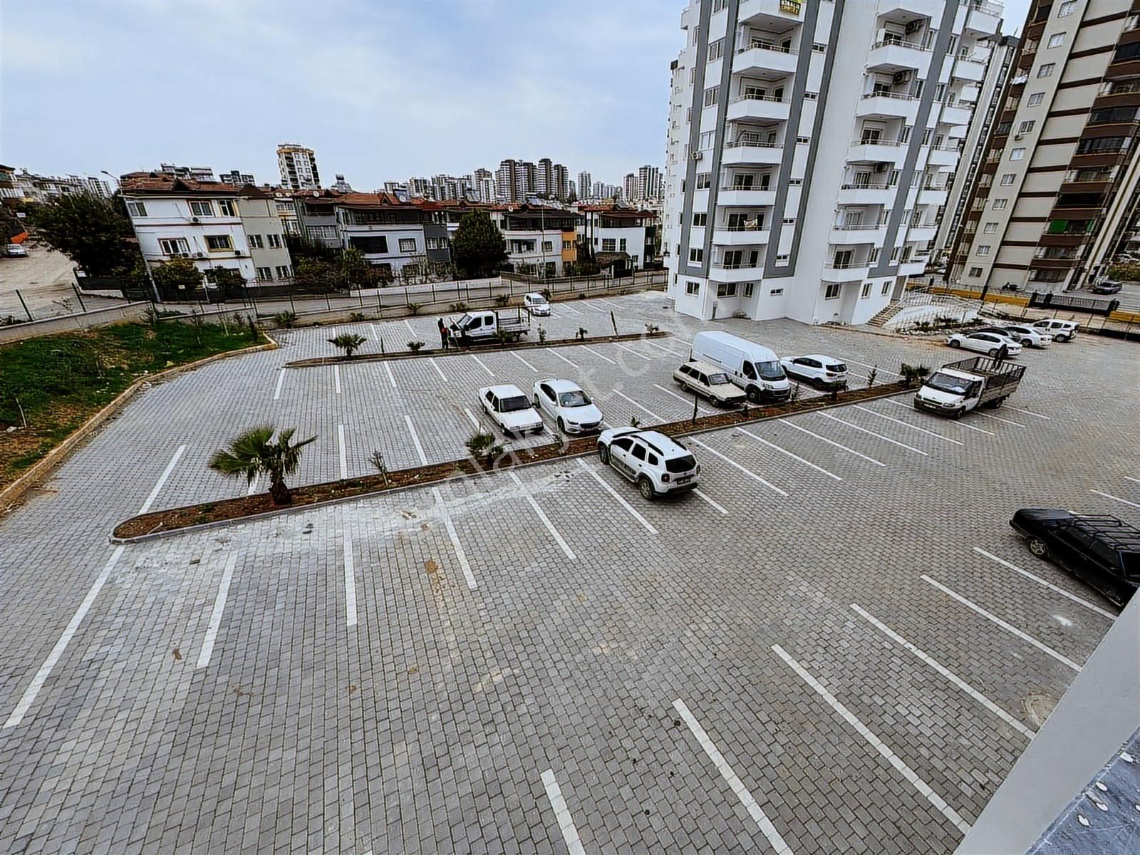 Bahçeşehir/isabet Okulları Civarı/sıfır/yatırıma Uygun/daire!!!! - Görsel 3