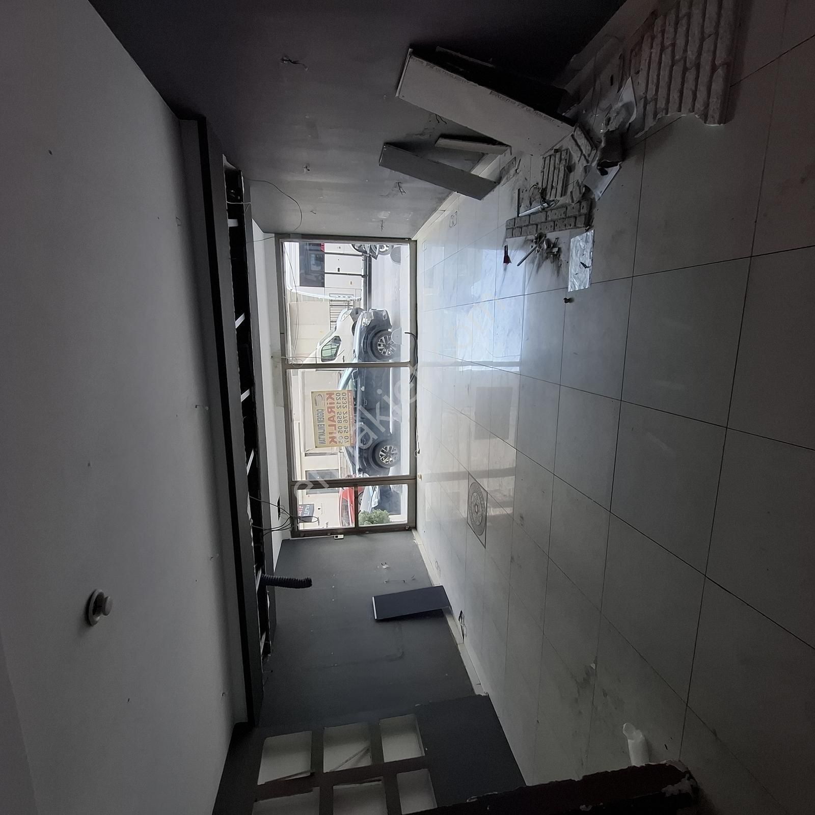 Çiğdem Emlak.dan Sahıl Park Dükkanlarında Kiralık Dükkan - Görsel 12