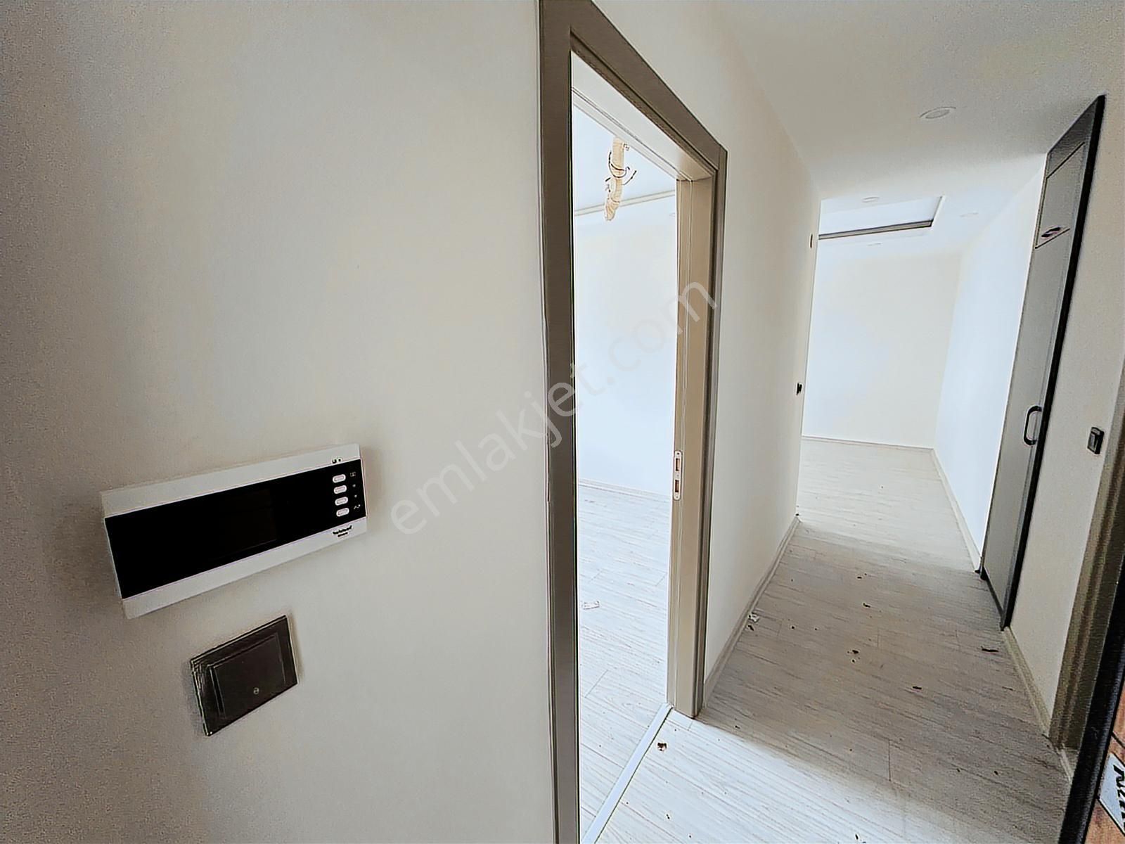 Pazarcıda 1+1 Sıfır Daire - Görsel 4