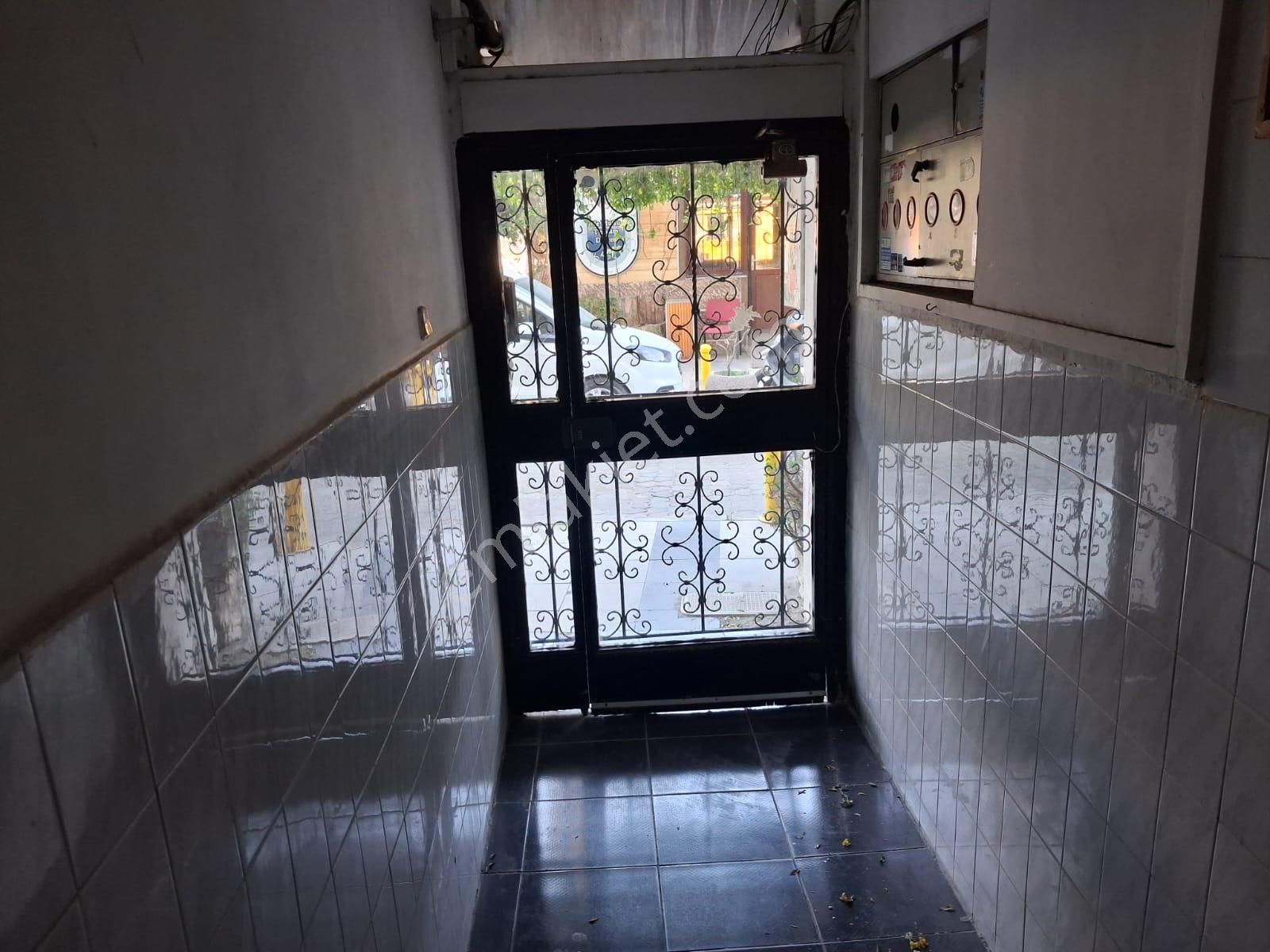 Güzel Yalıda Park İçi Park Cepheli Doğal - Görsel 34