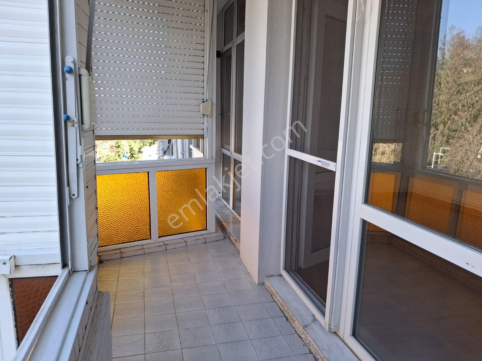 Güzel Yalıda Park İçi Park Cepheli Doğal - Görsel 23