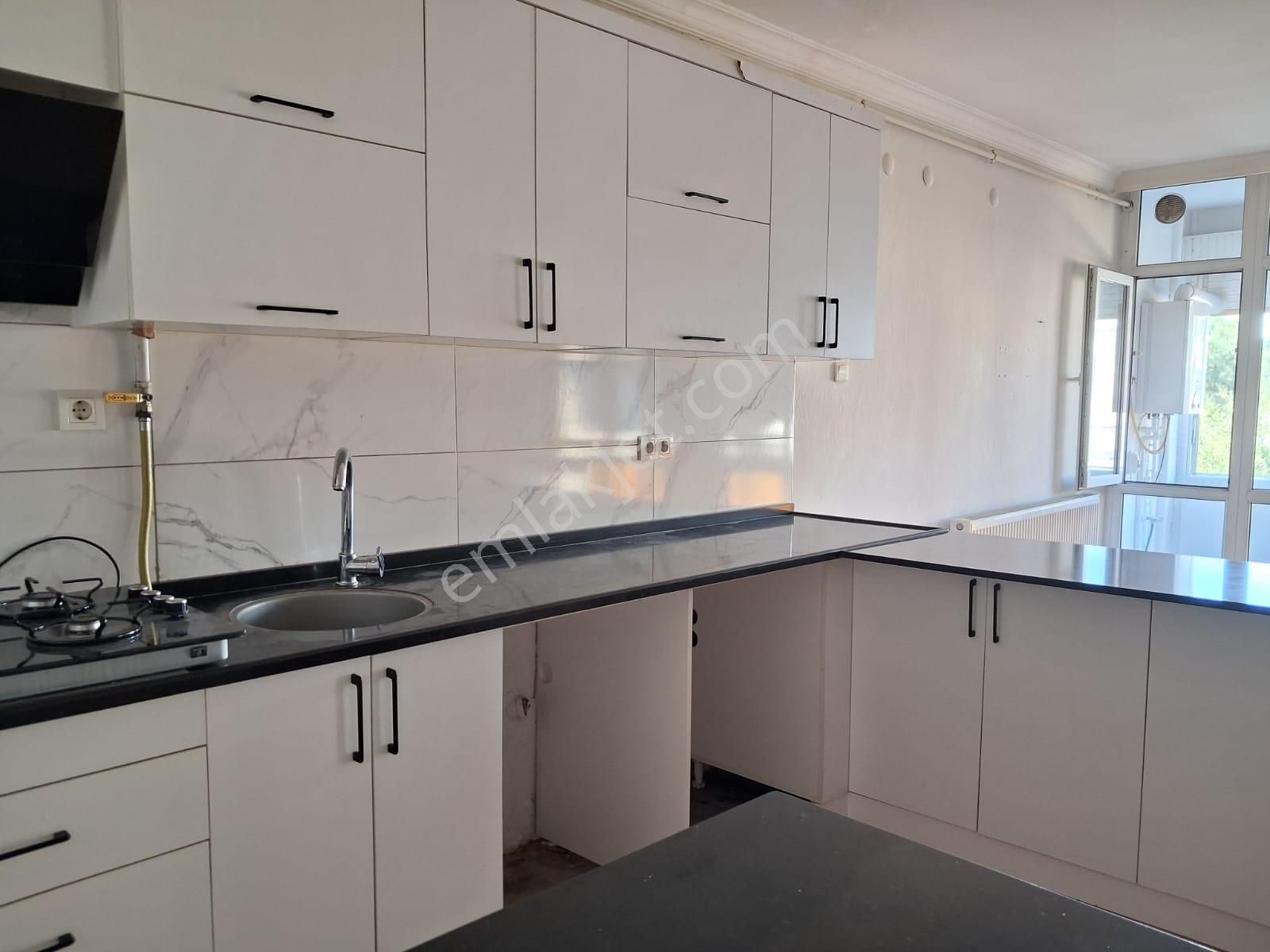 Güzel Yalıda Park İçi Park Cepheli Doğal - Görsel 30