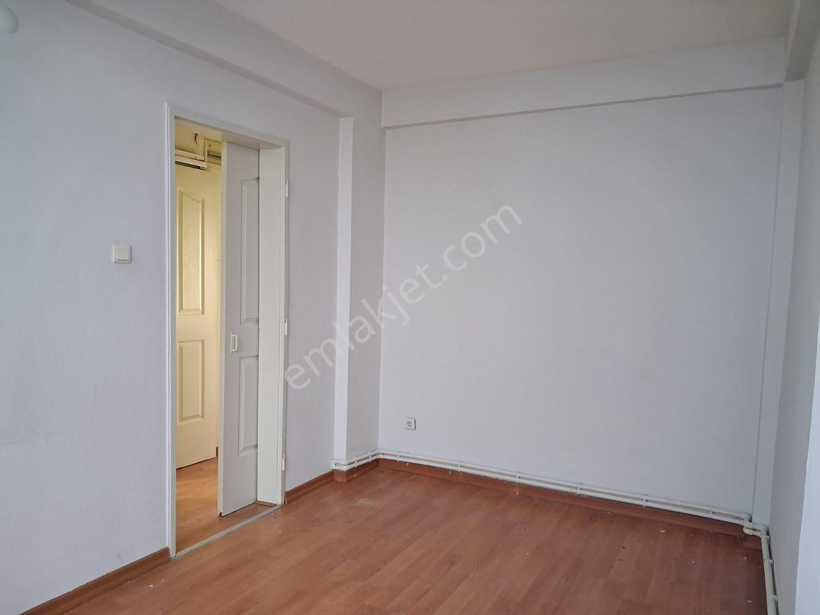 Güzel Yalıda Park İçi Park Cepheli Doğal - Görsel 2