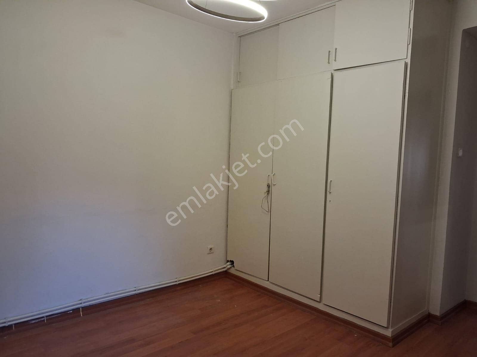 Güzel Yalıda Park İçi Park Cepheli Doğal - Görsel 4