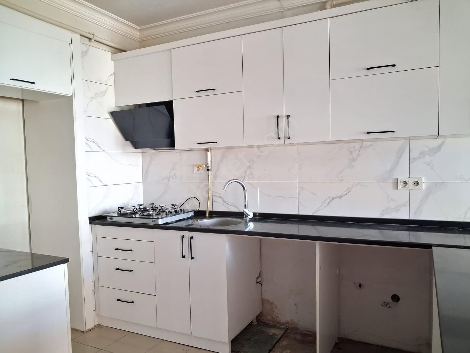 Güzel Yalıda Park İçi Park Cepheli Doğal - Görsel 29