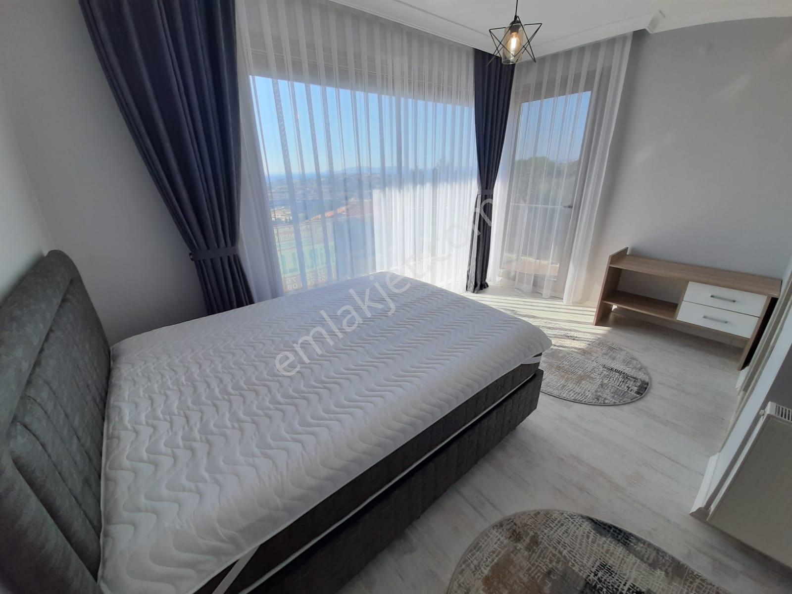 Denizli Kaan Emlak Paşalimanı Şubesinden Sakız Adası Manzaralı Lüks Villa - Görsel 24