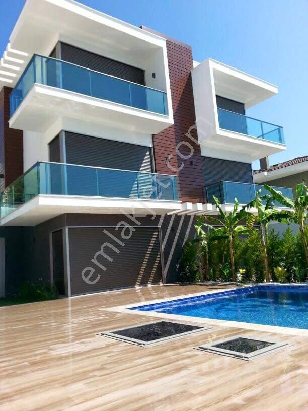 Denizli Kaan Emlak Paşalimanı Şubesinden Sakız Adası Manzaralı Lüks Villa - Görsel 2