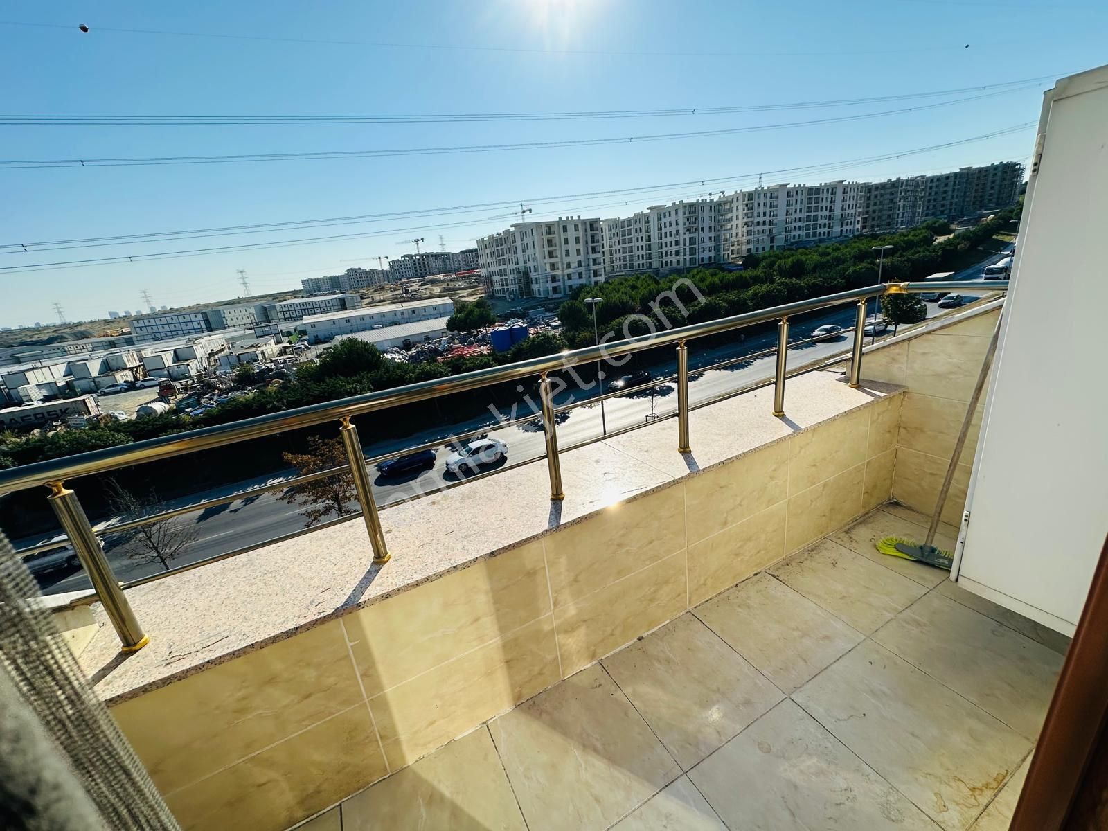 Aydın İnş. Sultançiftliği Mah 2+1 90m2 Çatı Katı Memura Şartı - Görsel 10