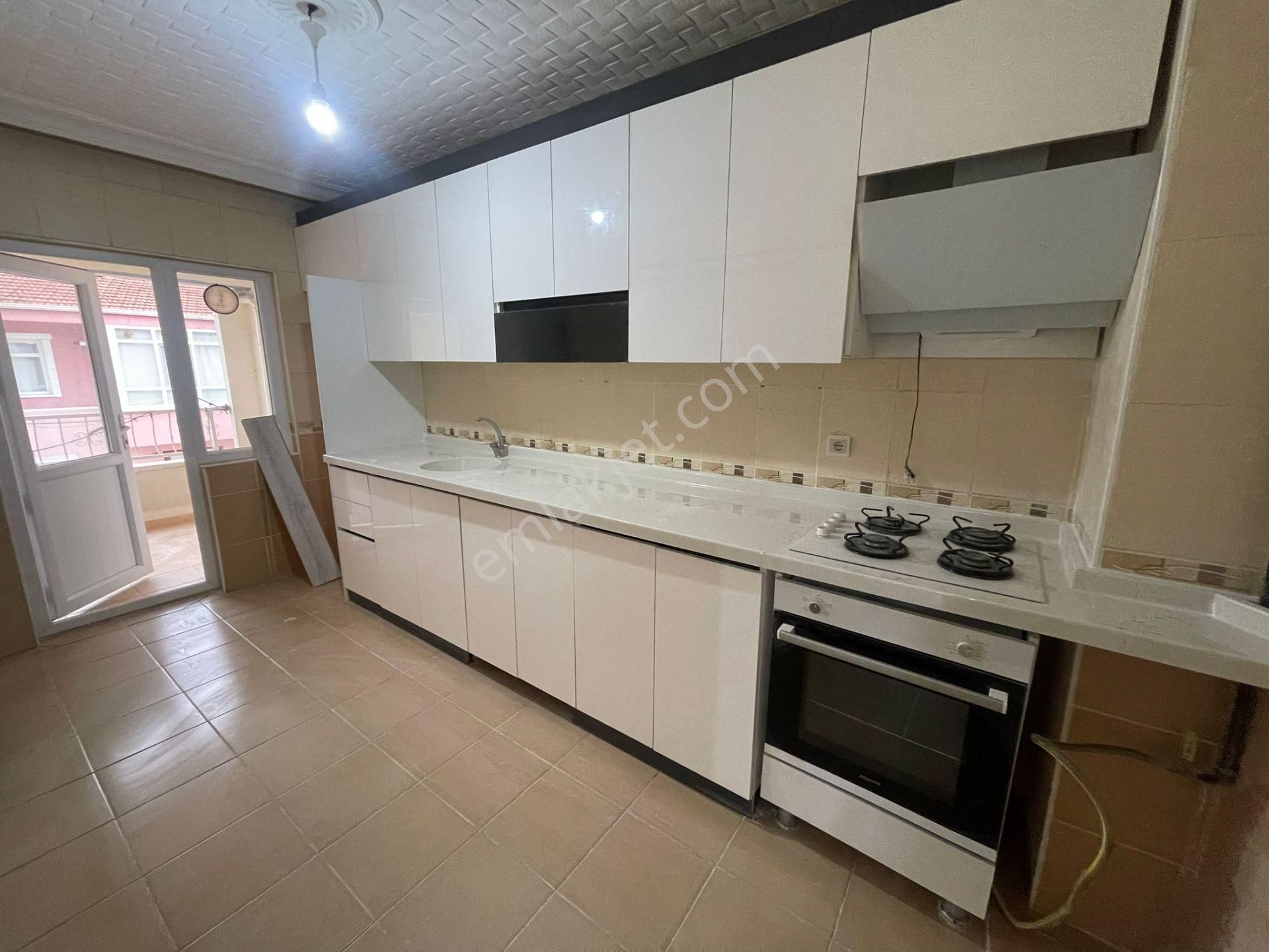 Pınarbaşı Mh'de 3+1 Asansörlü Ç.balkon Cadde C.geniiş M2 Daire!! - Görsel 2