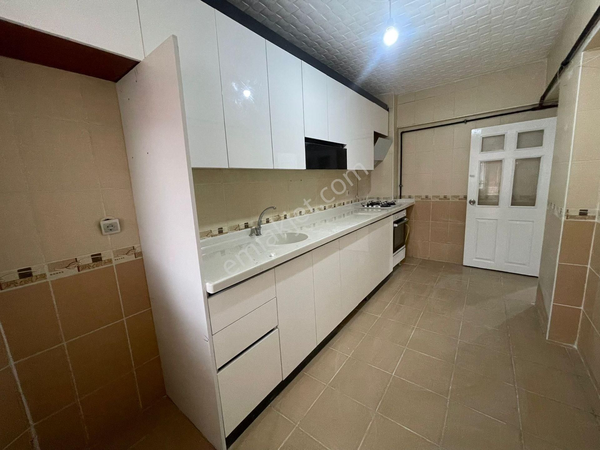 Pınarbaşı Mh'de 3+1 Asansörlü Ç.balkon Cadde C.geniiş M2 Daire!! - Görsel 4