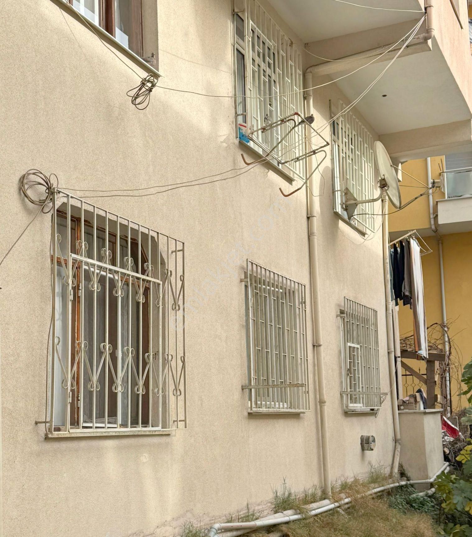 Mertcan'dan E5 Karayolu 5dk Marmaray 10dk Balkonlu Giriş Kat 2+1 - Görsel 13
