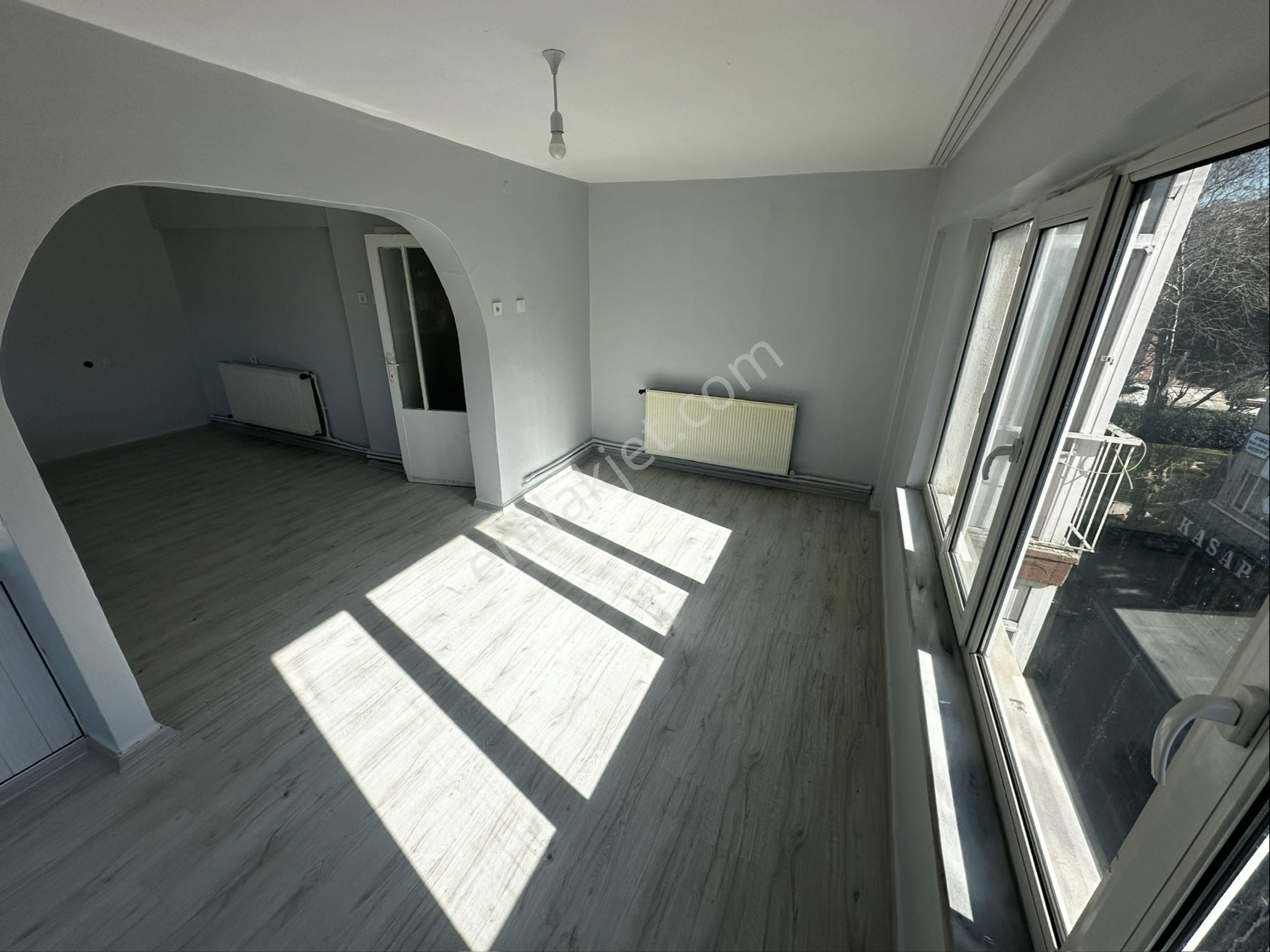 Koçak’tan Cadde Üzeri Kiralık Daire - Görsel 10