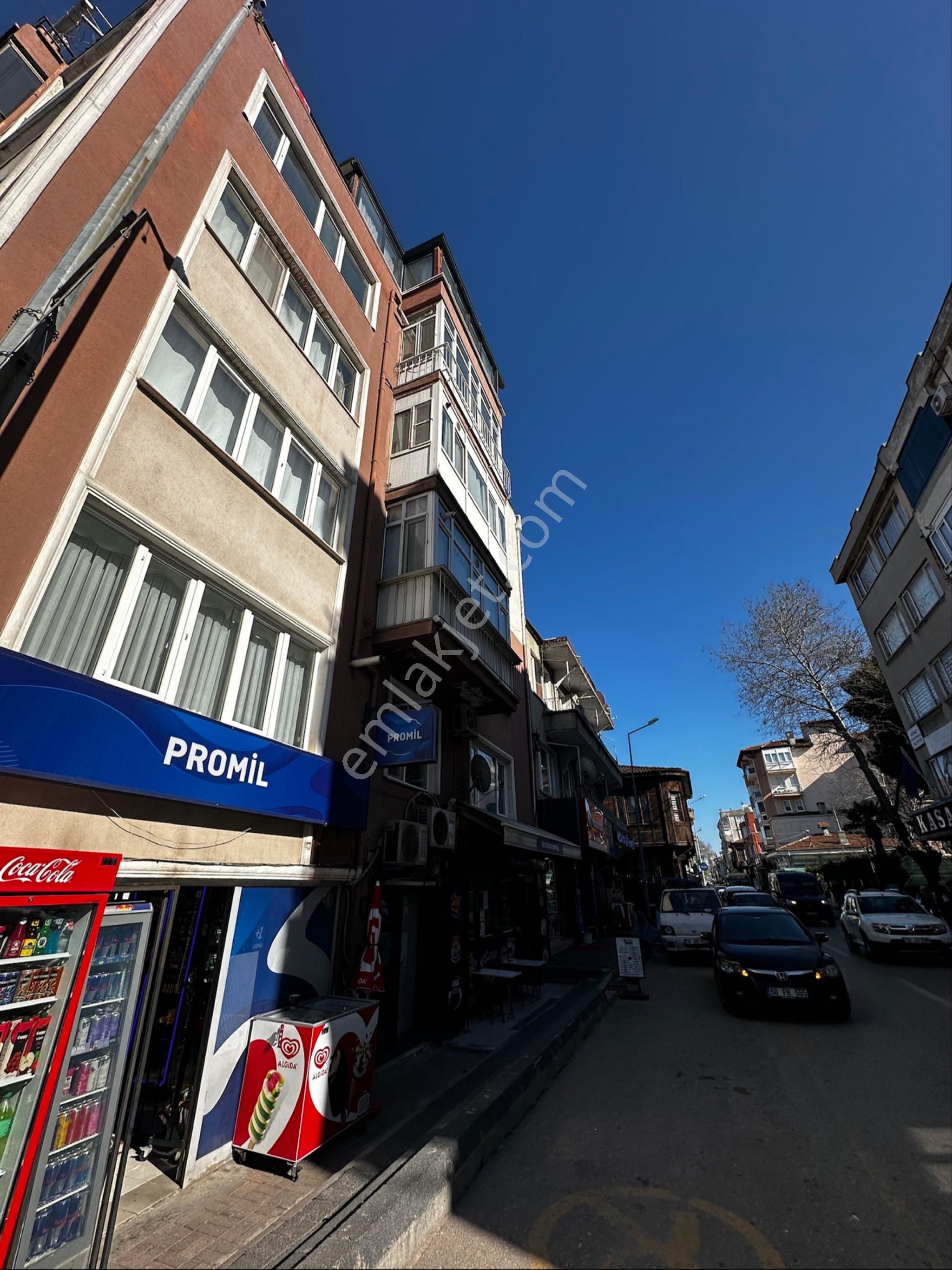 Koçak’tan Cadde Üzeri Kiralık Daire - Görsel 13