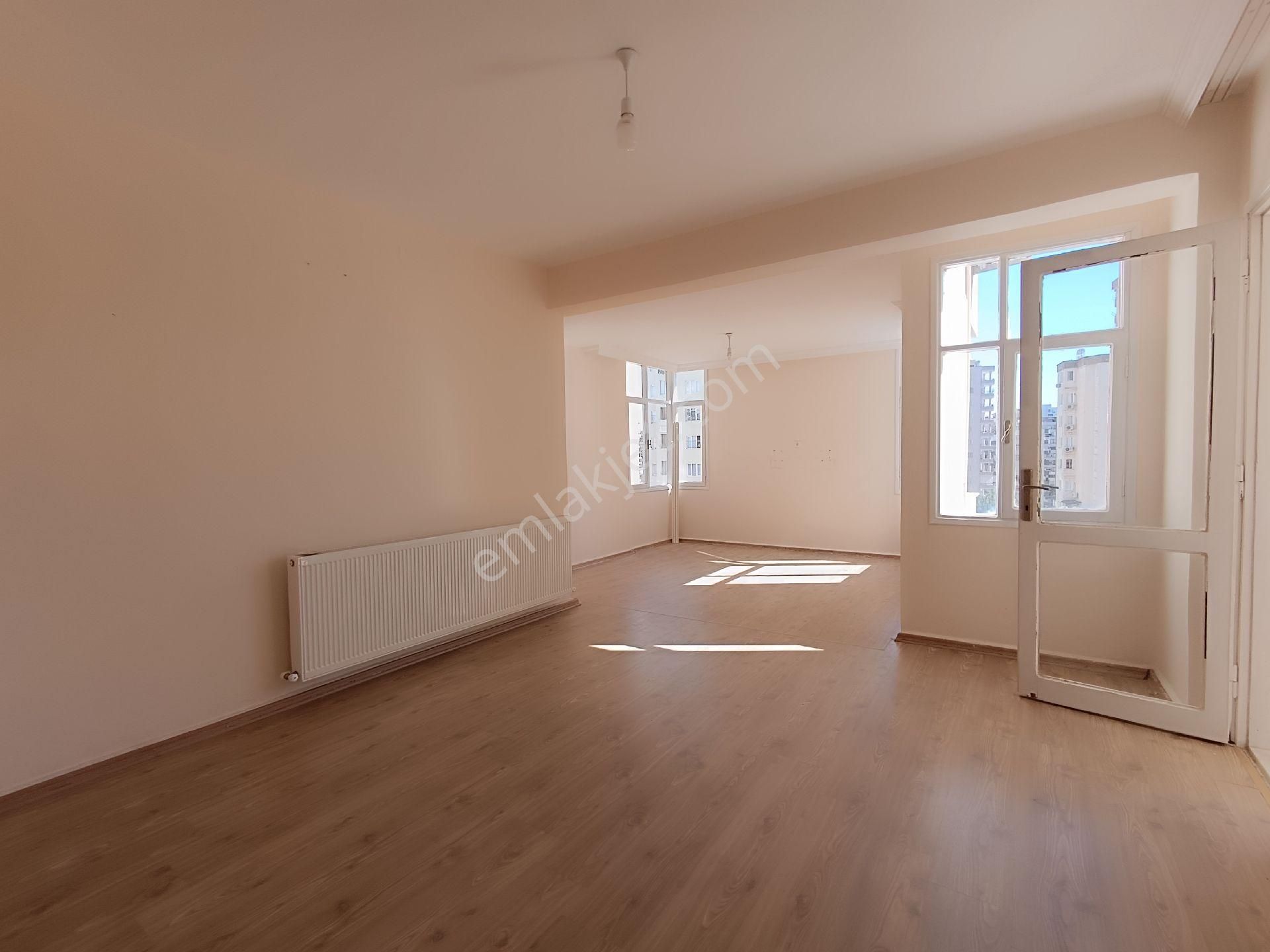 Yurt Mahallesi Fatih Karakolu Civarı 3+1 Doğalgazlı+ - Görsel 9