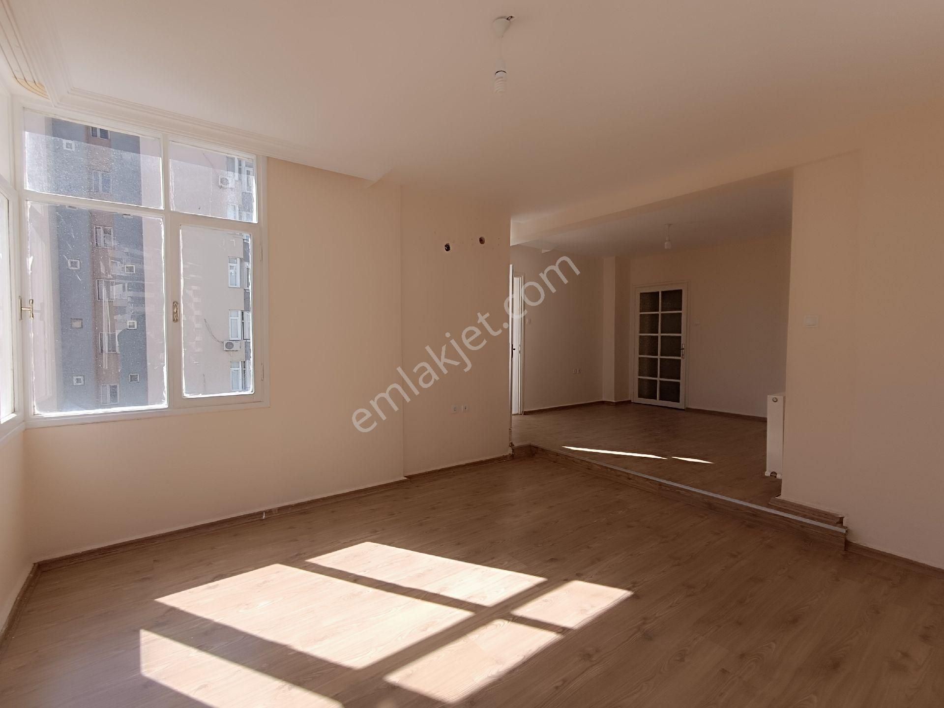 Yurt Mahallesi Fatih Karakolu Civarı 3+1 Doğalgazlı+ - Görsel 12