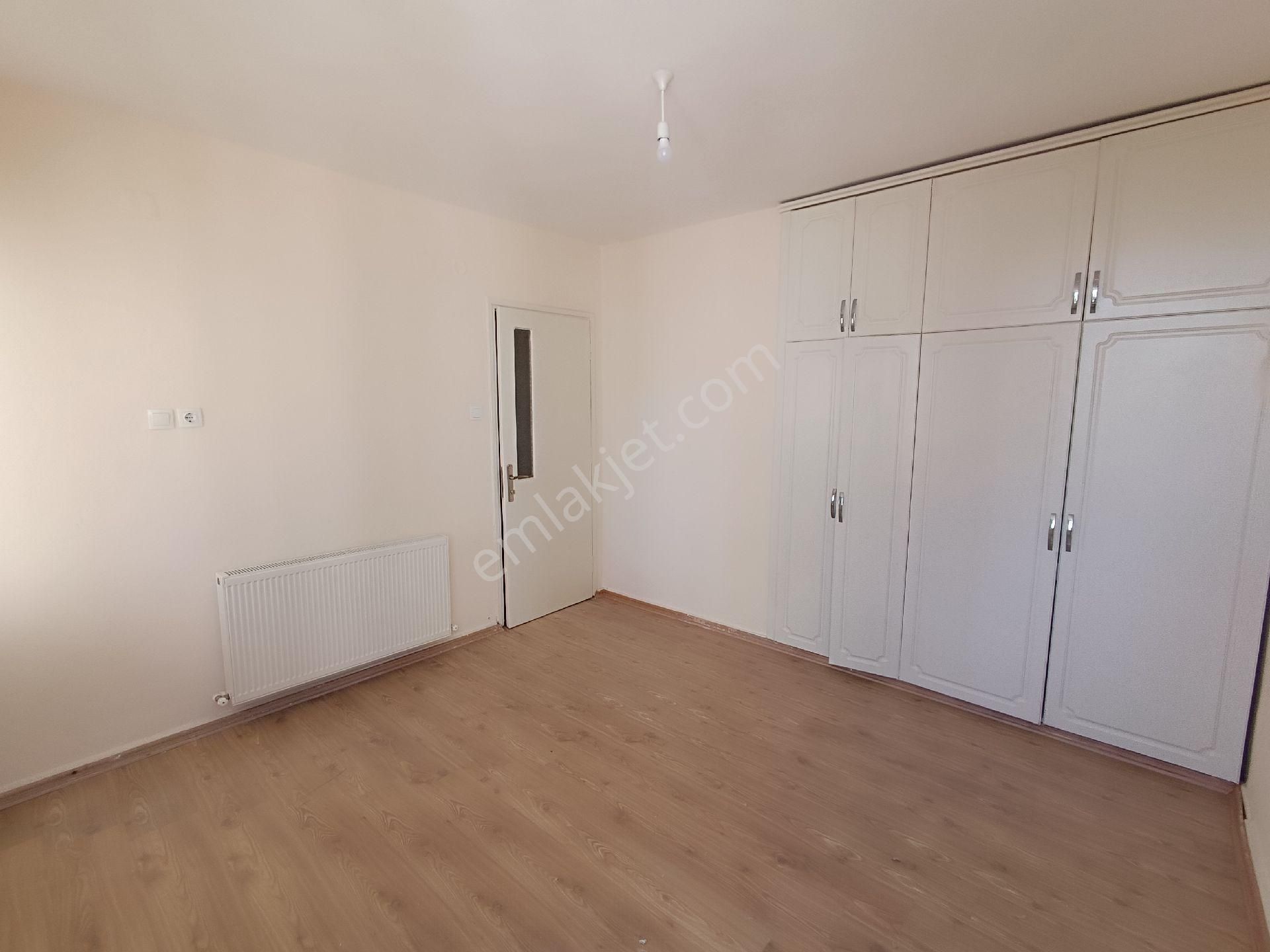 Yurt Mahallesi Fatih Karakolu Civarı 3+1 Doğalgazlı+ - Görsel 23