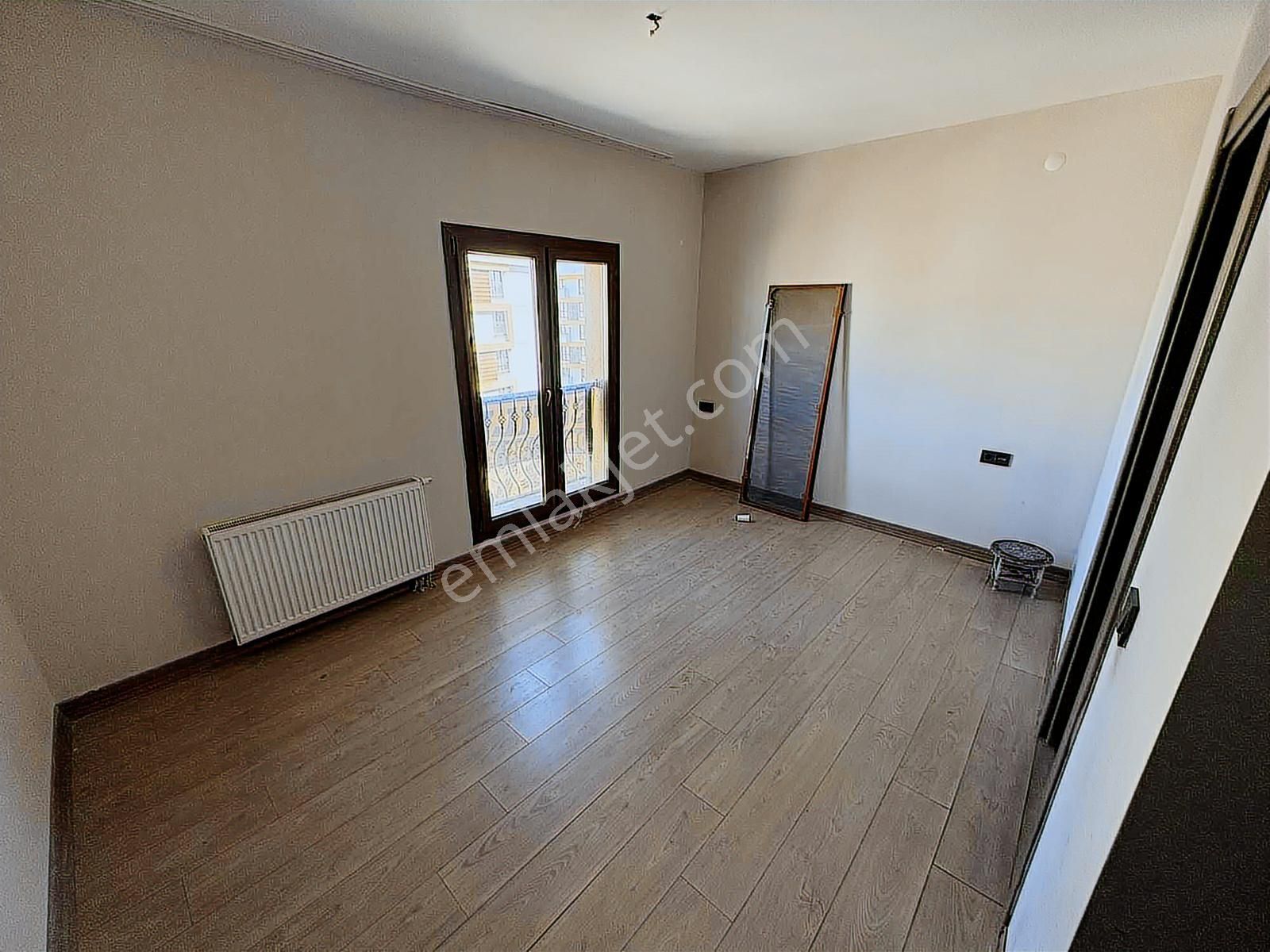 Buruk Tokide Göl Manzaralı Teraslı 3+1 Satlık Daire - Görsel 16
