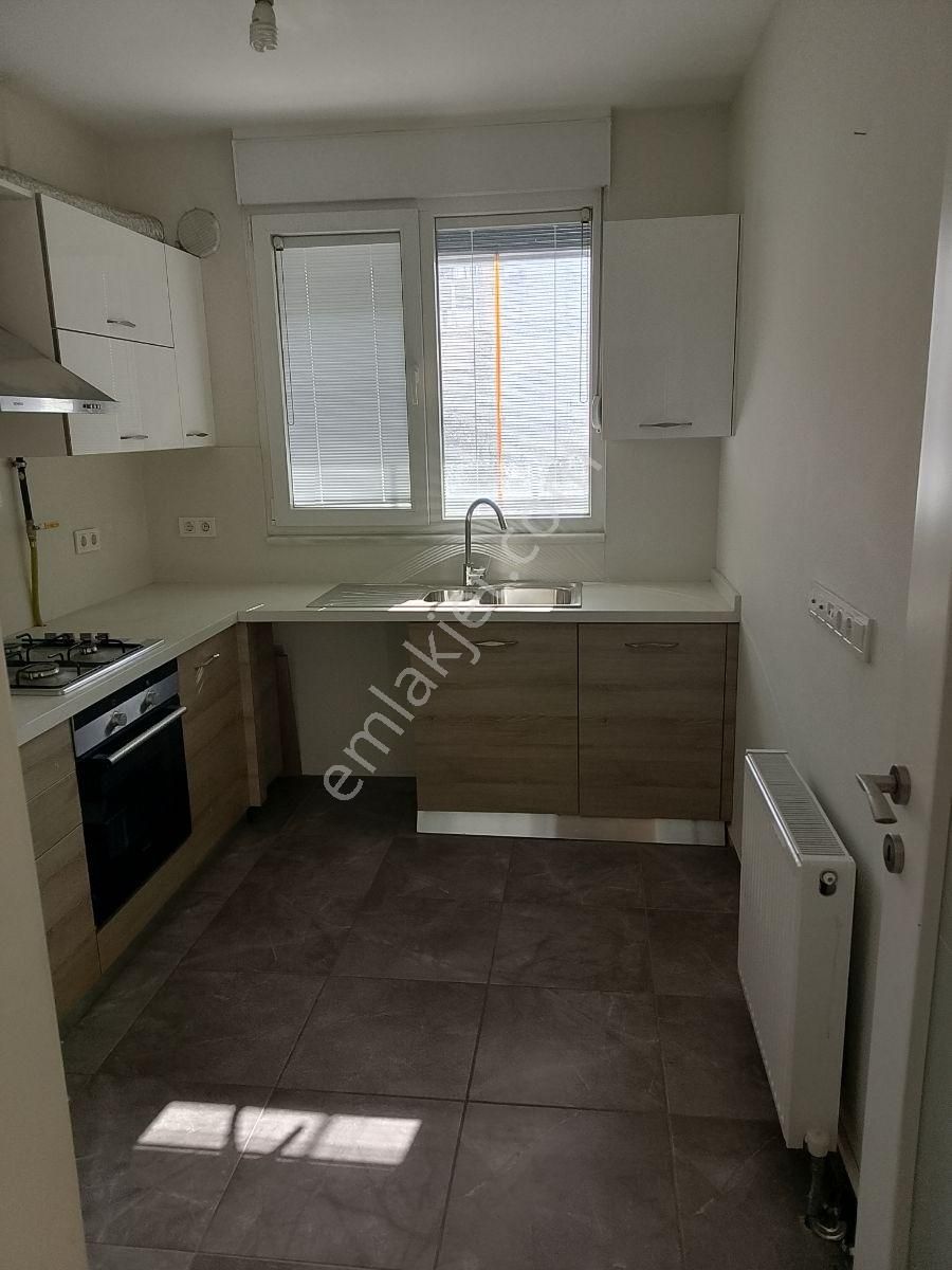 Suadiye Bağdat'a Yakın Yeni 2+1 Ebeveyn Banyolu 100 Mt 80.000 Tl - Görsel 14