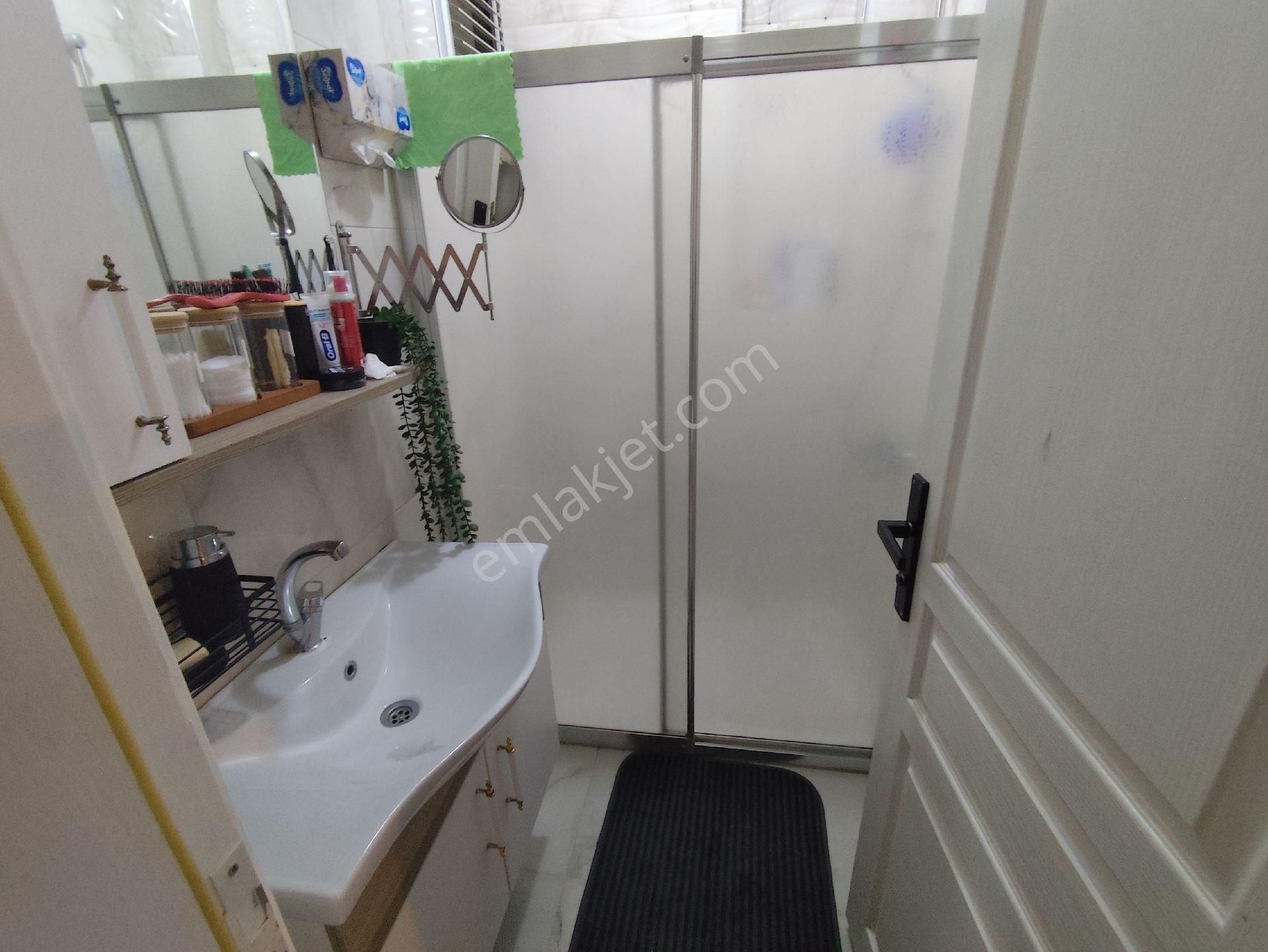 Kocamustafapaşa Şehit Turan Topal Sok 2+1 Çift Cephe Kat1 Satılık Daire - Görsel 17