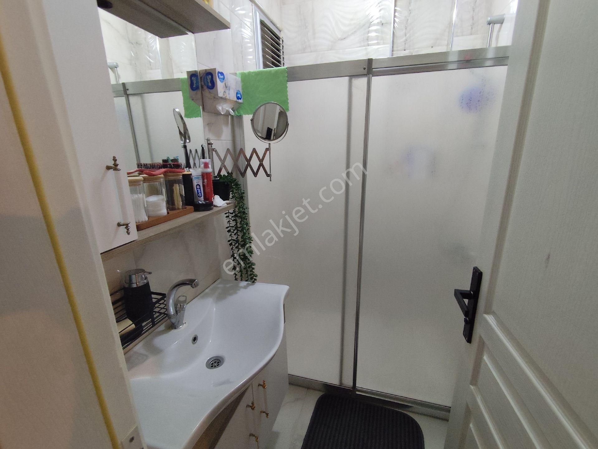 Kocamustafapaşa Şehit Turan Topal Sok 2+1 Çift Cephe Kat1 Satılık Daire - Görsel 18