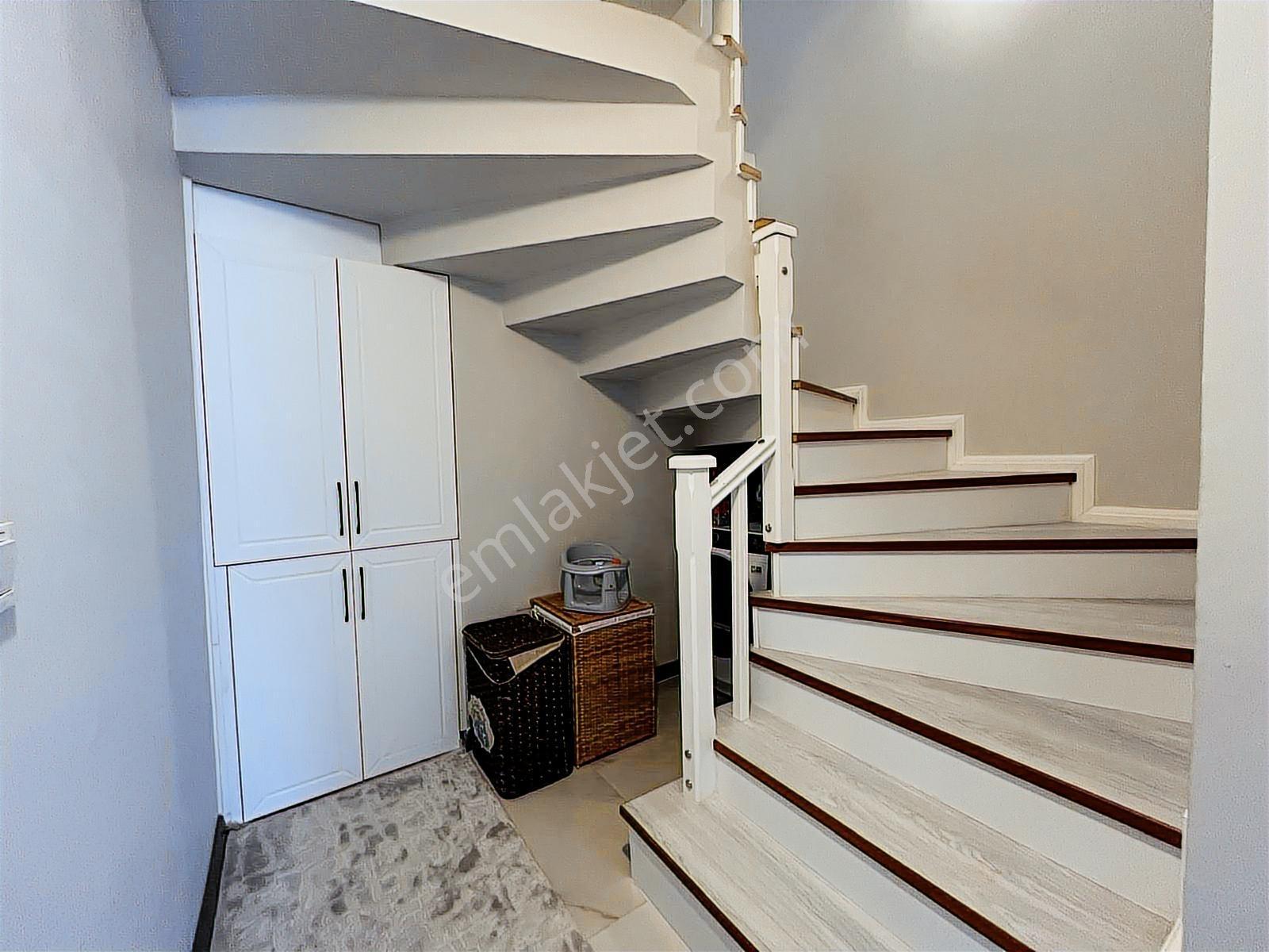 Kocaeli İzmit Gündoğdu Mah. Satılık 3+1 Geniş Ters Dubleks Daire - Görsel 8