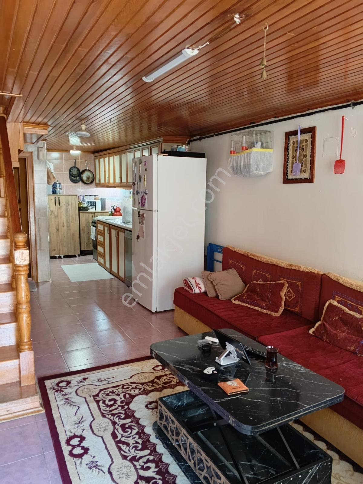 Mudanyada Sahile Yakın 3 Katlı Müstakil Satılık Ev - Görsel 3