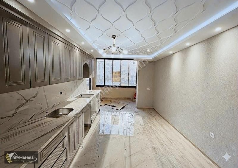 Beymahall Cadde Üzeri 3,5+1 Köşe Başı Satılık Fırst Daire - Görsel 2
