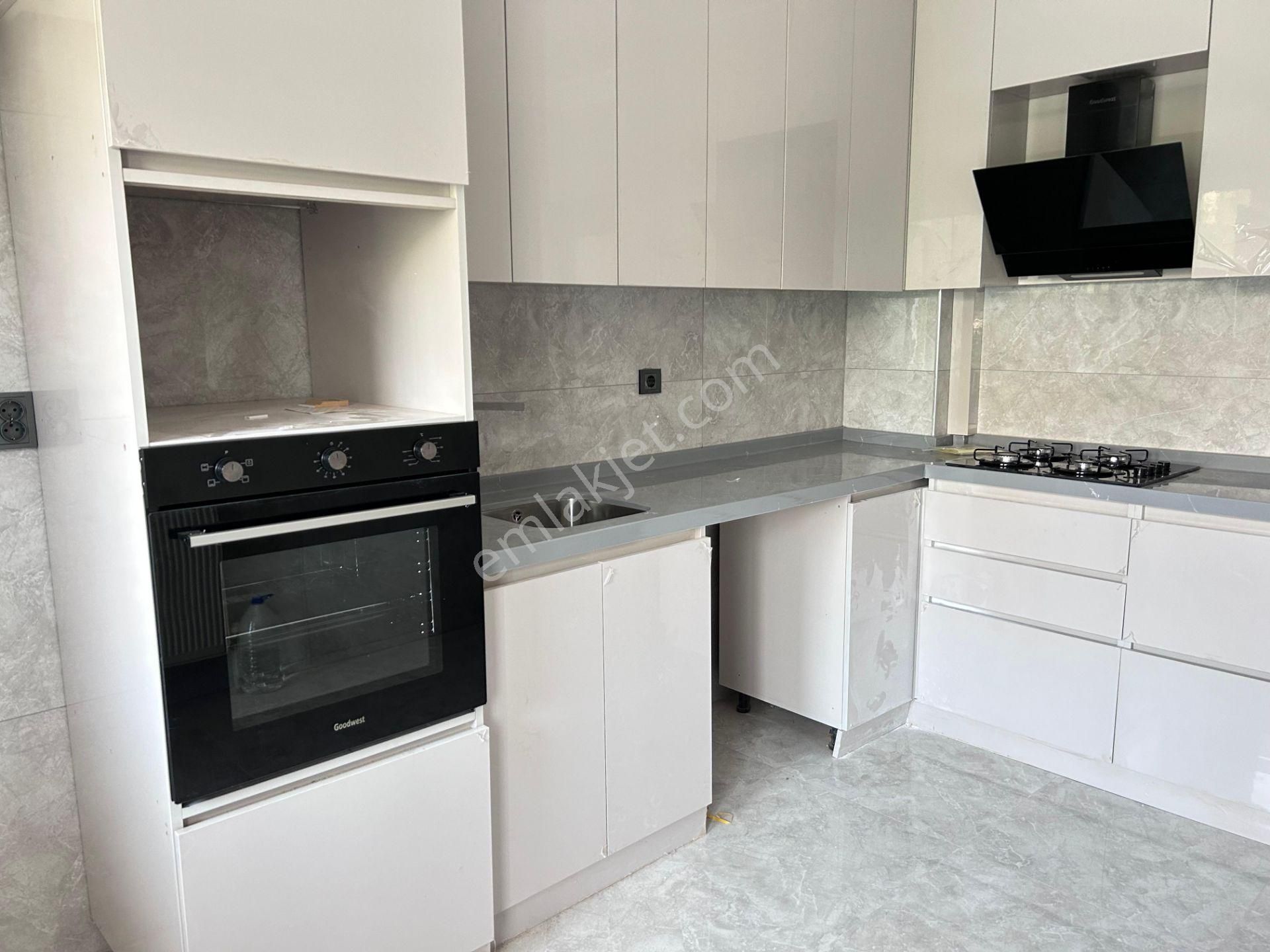Güneşevler Cemre Parkı Karşısı Ön Cephe Full Yapılı 3+1 Kiralık - Görsel 2
