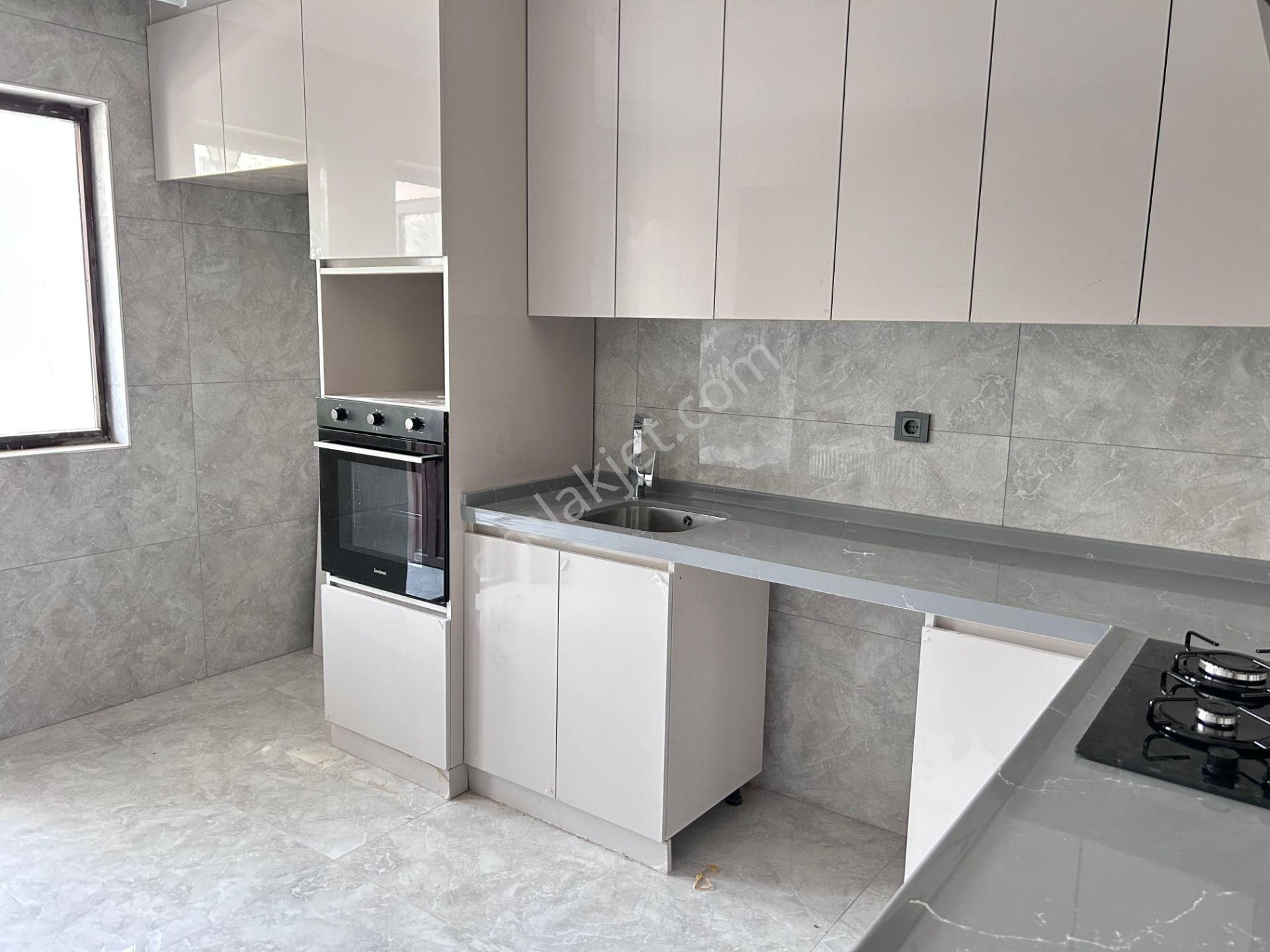 Güneşevler Cemre Parkı Karşısı Ön Cephe Full Yapılı 3+1 Kiralık - Görsel 3