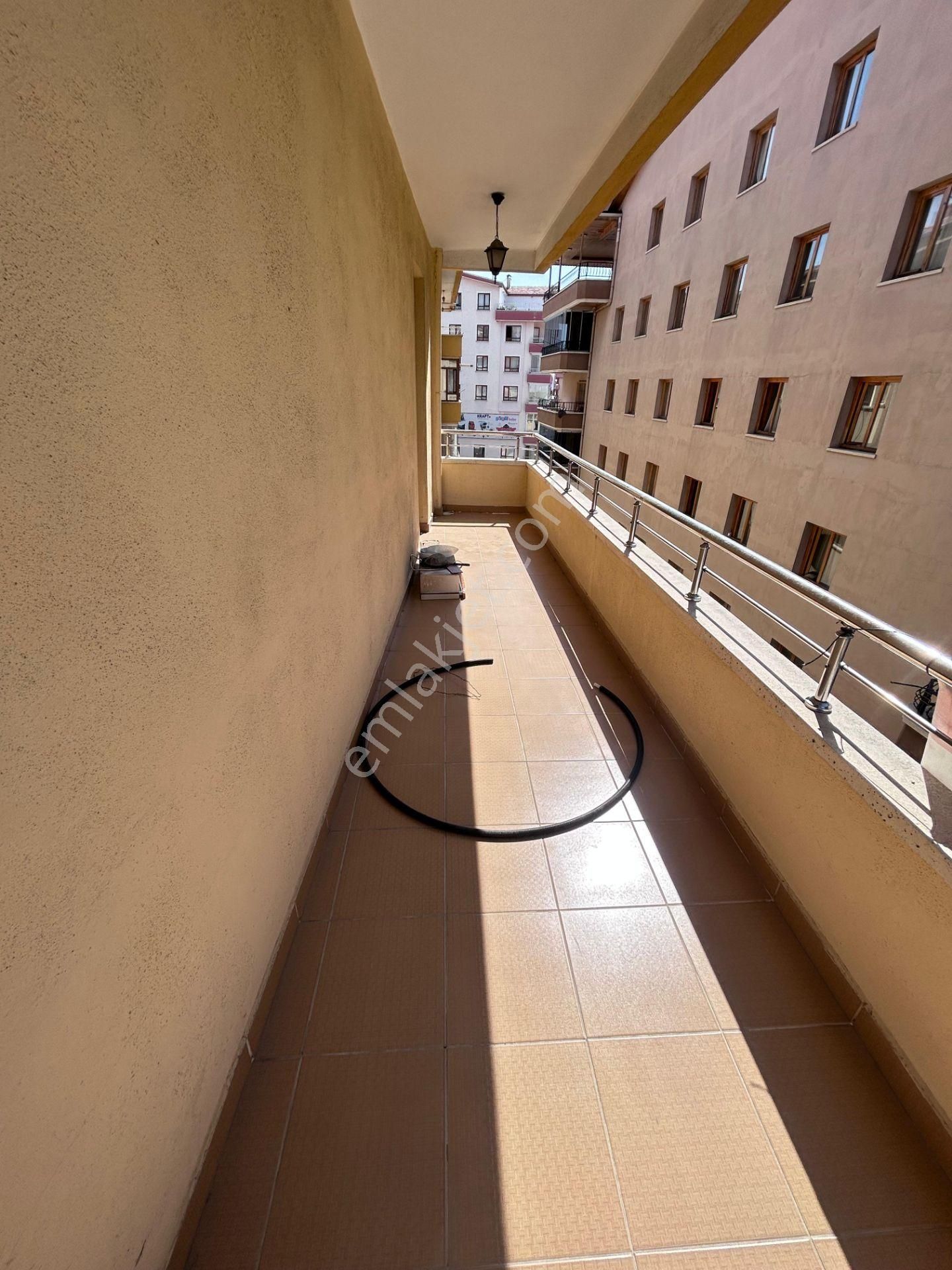Güneşevler Cemre Parkı Karşısı Ön Cephe Full Yapılı 3+1 Kiralık - Görsel 8