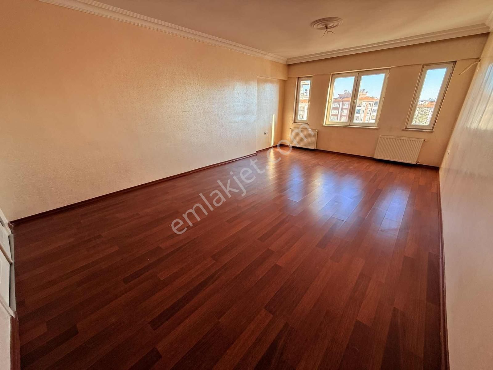 Uzaydan Satılık Atatürk De Fırsat Daire - Görsel 7