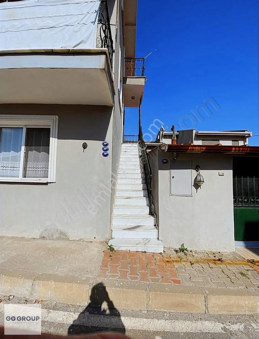 Urla Yaka Mahallesinde Lokasyonu Güçlü Yatırımlık 1+1 Fırsatı.! - Görsel 2