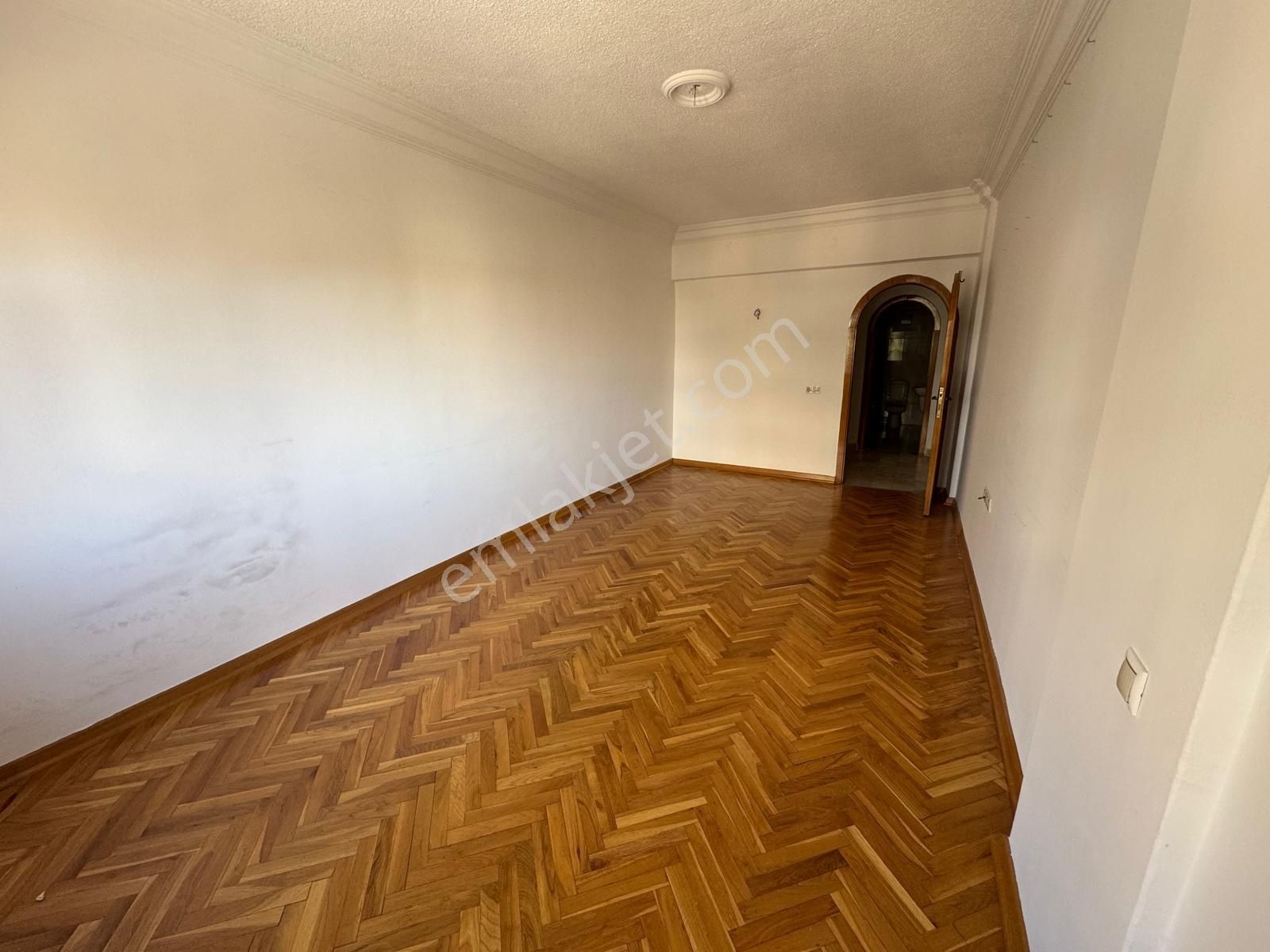 Turyap'tan Dikmen Salkımsöğüt'te 3+1 Kiralık Daire - Görsel 18