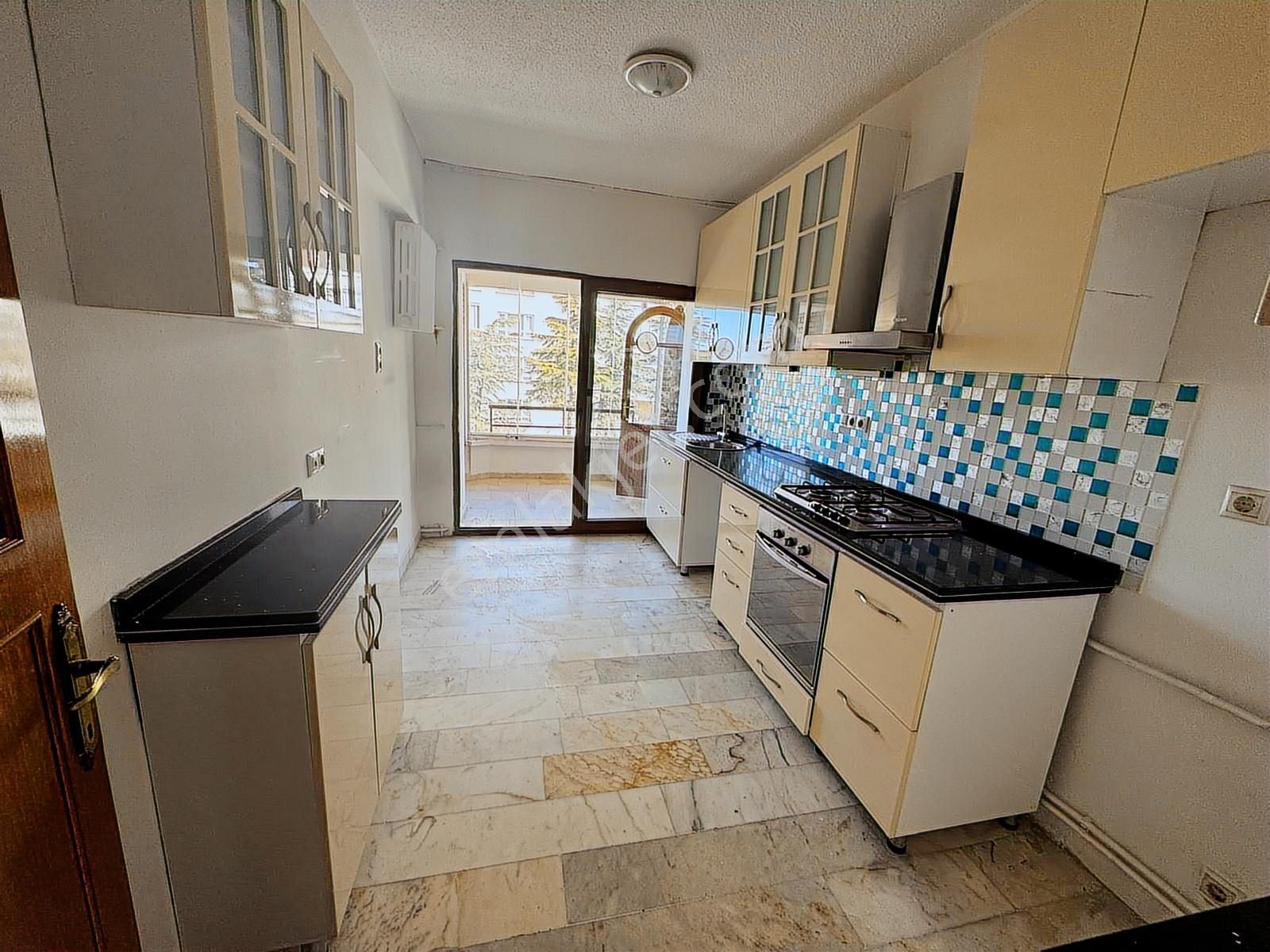 Turyap'tan Dikmen Salkımsöğüt'te 3+1 Kiralık Daire - Görsel 3