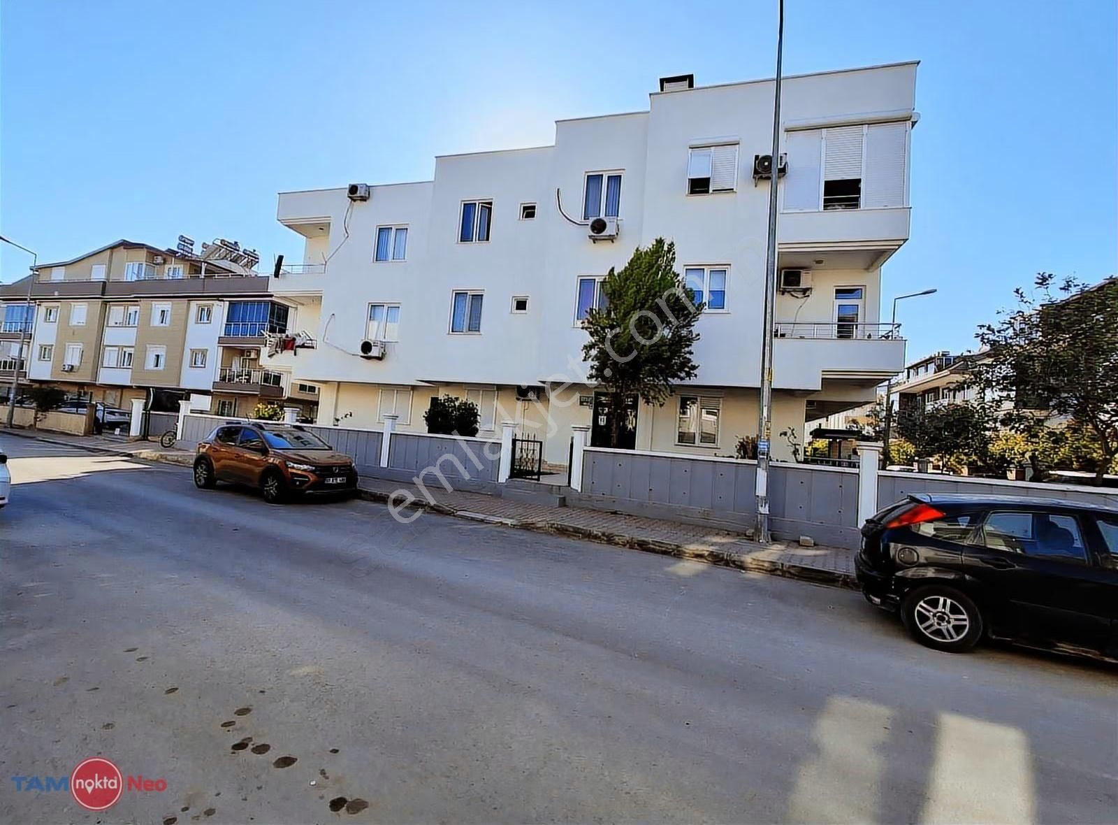 Güzeloba Rus Okulu Karşısı Mükemmel Konumda 2+1 Ferah Daire - Görsel 2