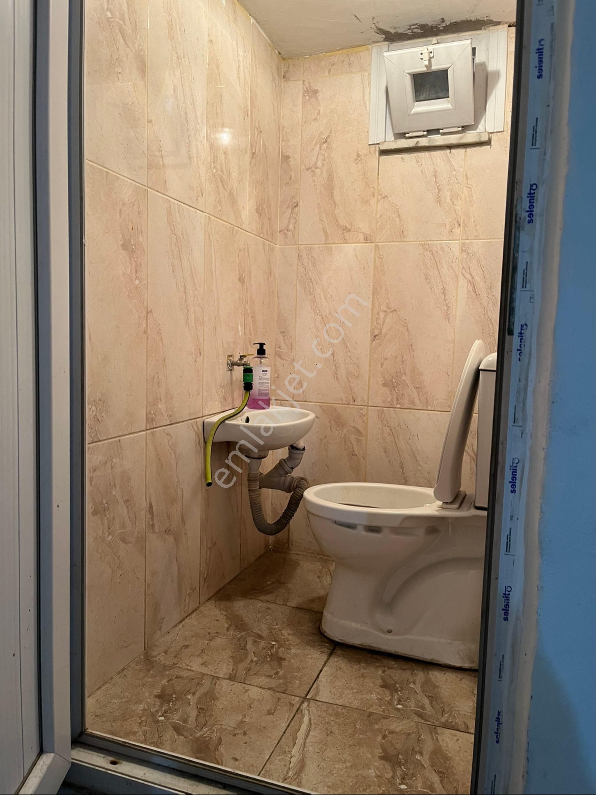 Acil Kiracılı Düz Ayak Girişli Dükkan - Görsel 15