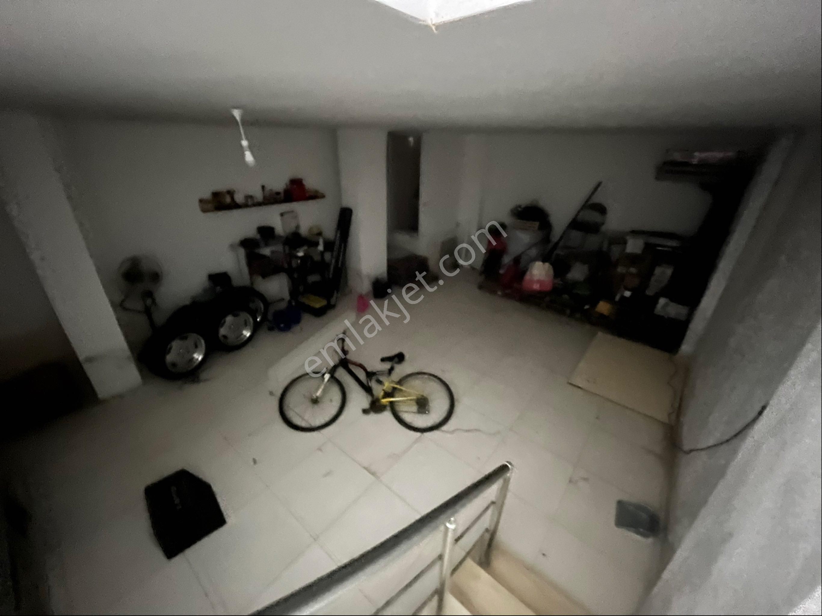 Acil Kiracılı Düz Ayak Girişli Dükkan - Görsel 12