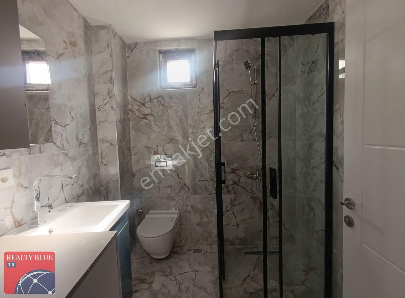 Sultanbeyli Merkezde Metroya 50 M Mesafede Kiralık 2+1 Daire - Görsel 3