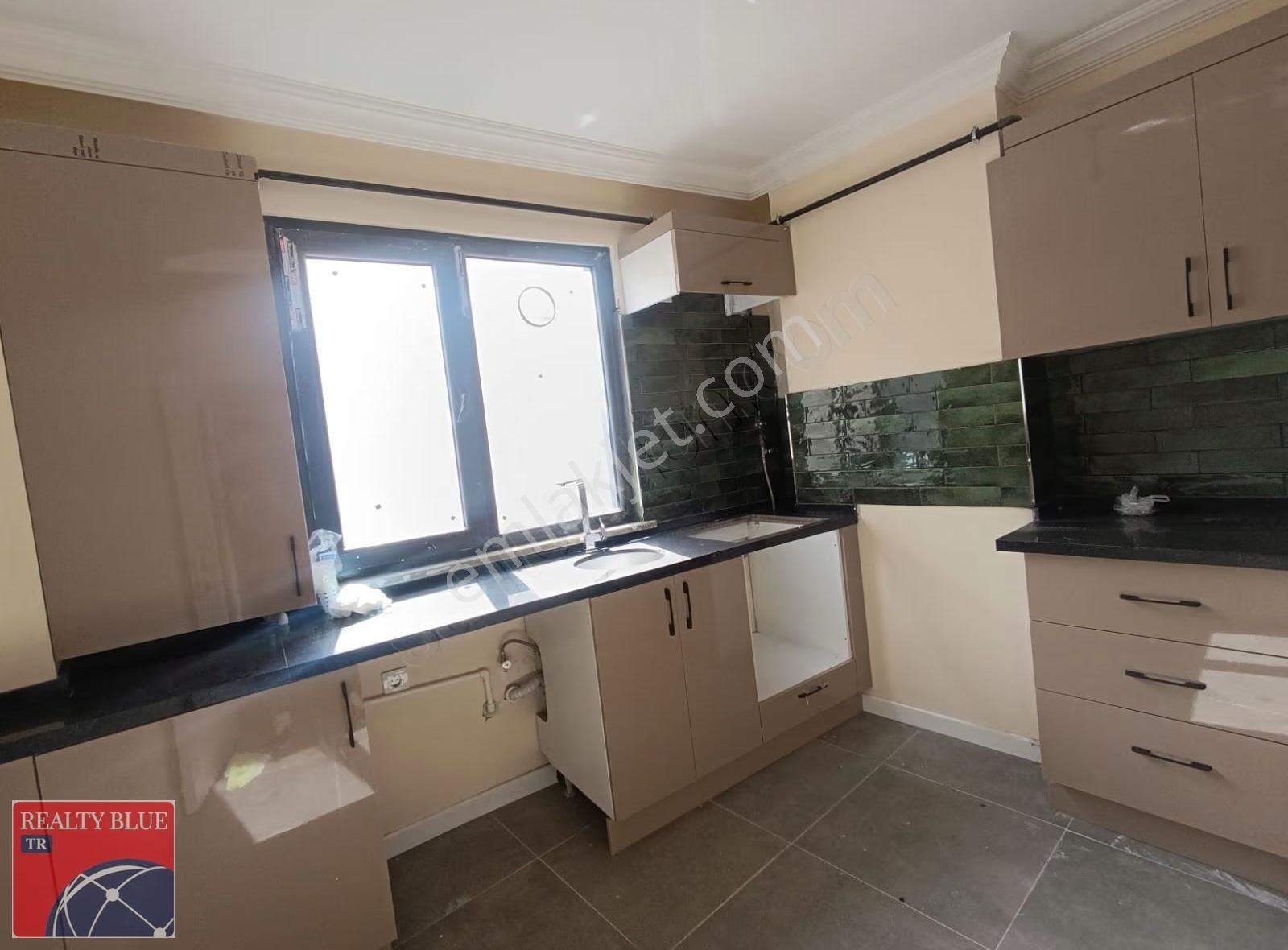 Sultanbeyli Merkezde Metroya 50 M Mesafede Kiralık 2+1 Daire - Görsel 14
