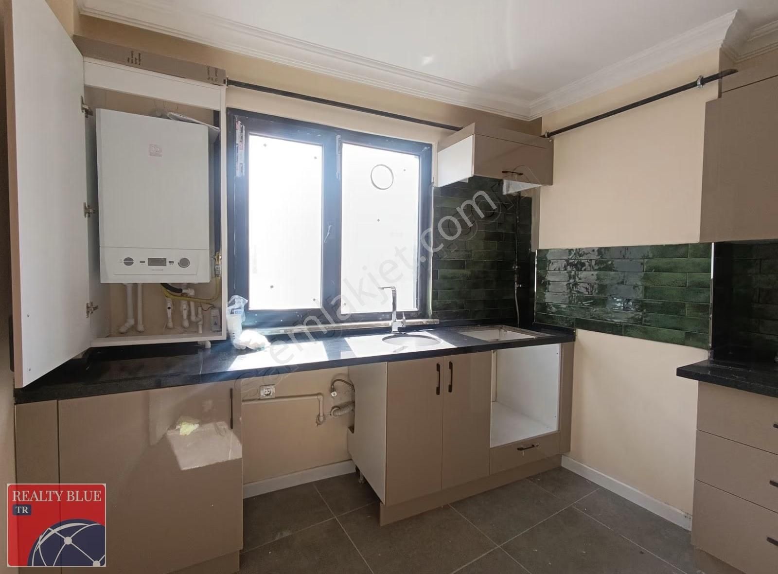 Sultanbeyli Merkezde Metroya 50 M Mesafede Kiralık 2+1 Daire - Görsel 18